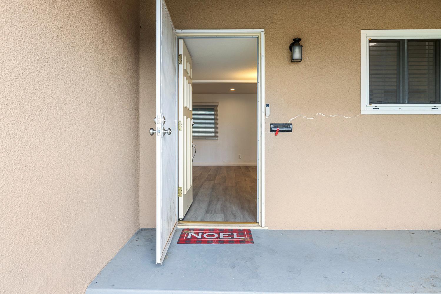 4466 N Meridian Ave, Fresno, CA 93726