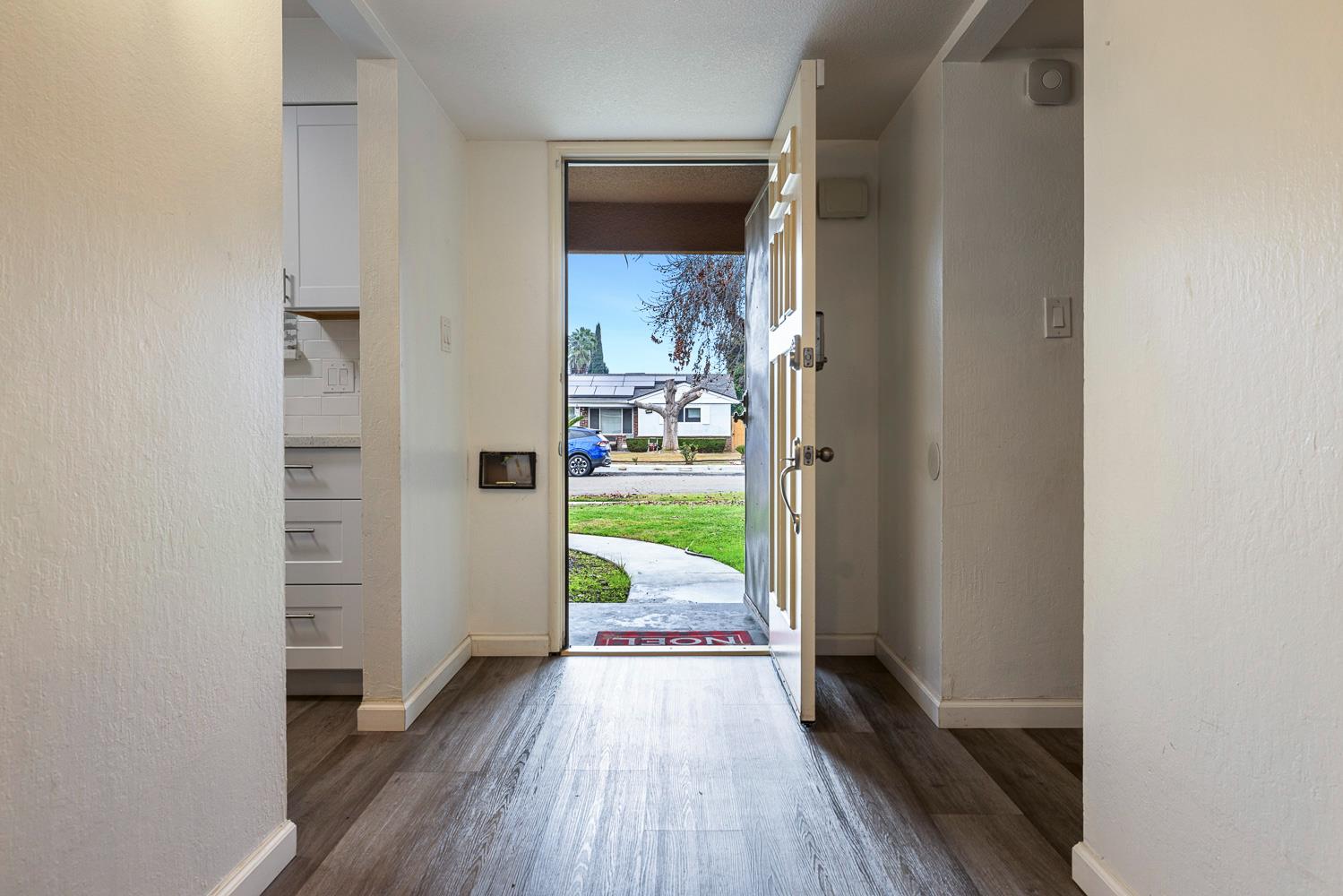 4466 N Meridian Ave, Fresno, CA 93726