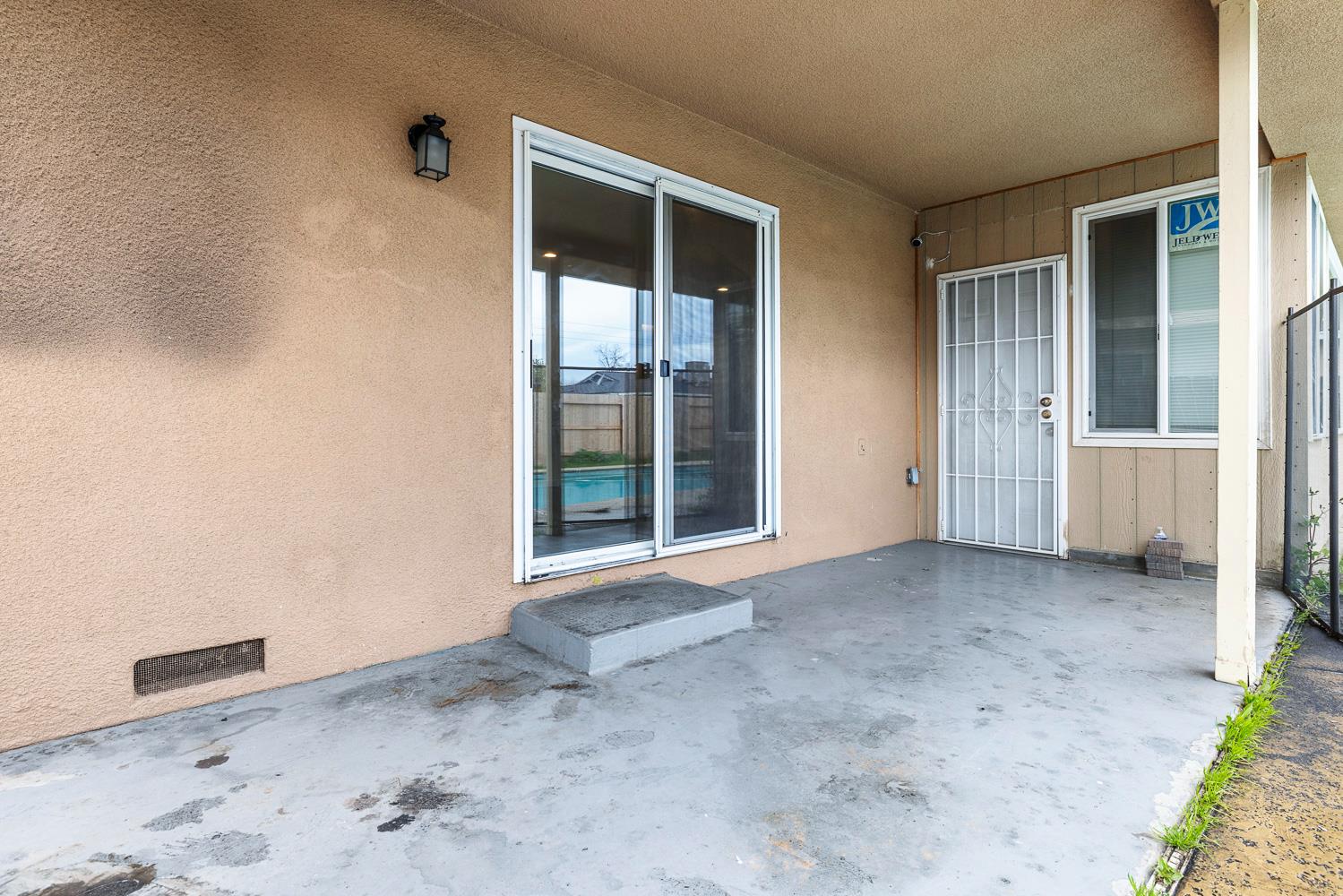 4466 N Meridian Ave, Fresno, CA 93726