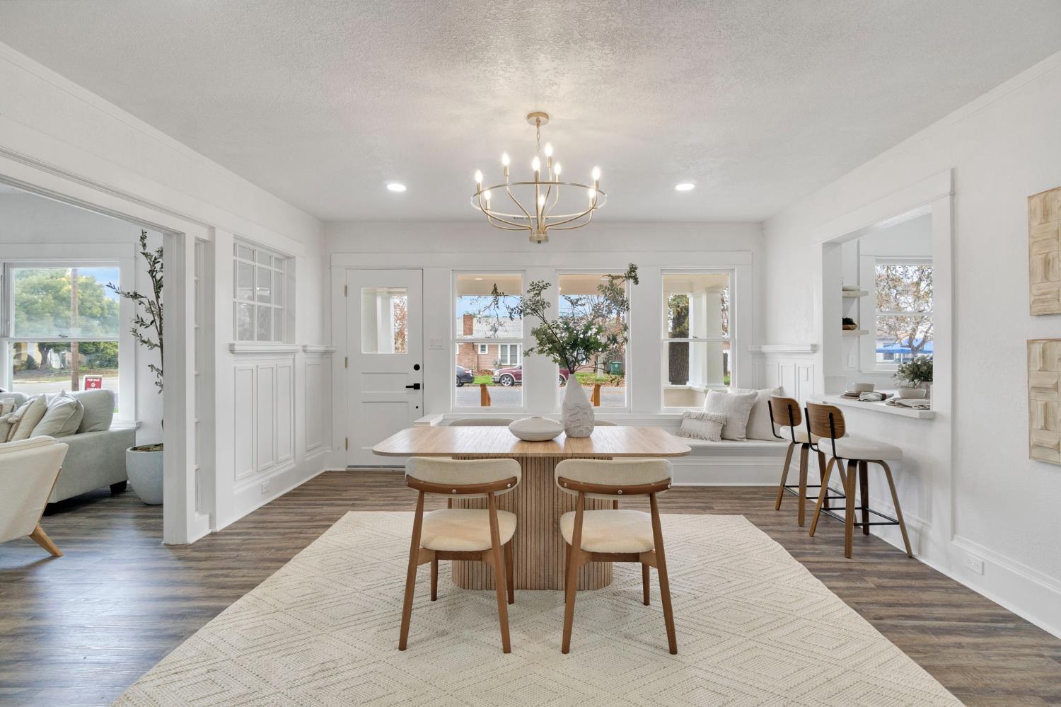 1357 F St, Reedley, CA 93654