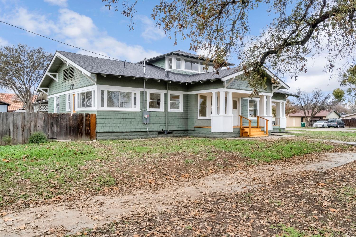 1357 F St, Reedley, CA 93654