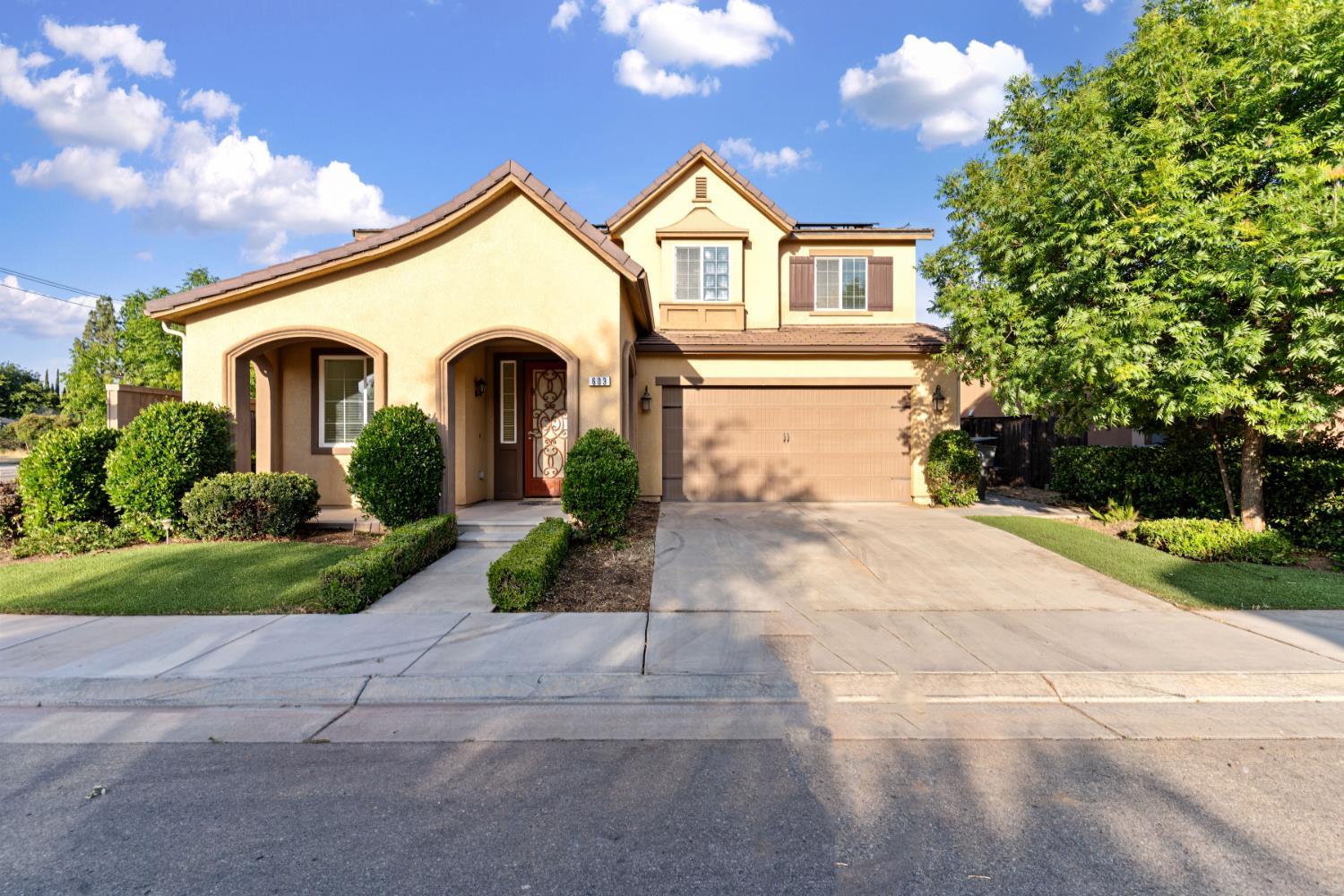 603 Kaweah Ave, Clovis, CA 93619