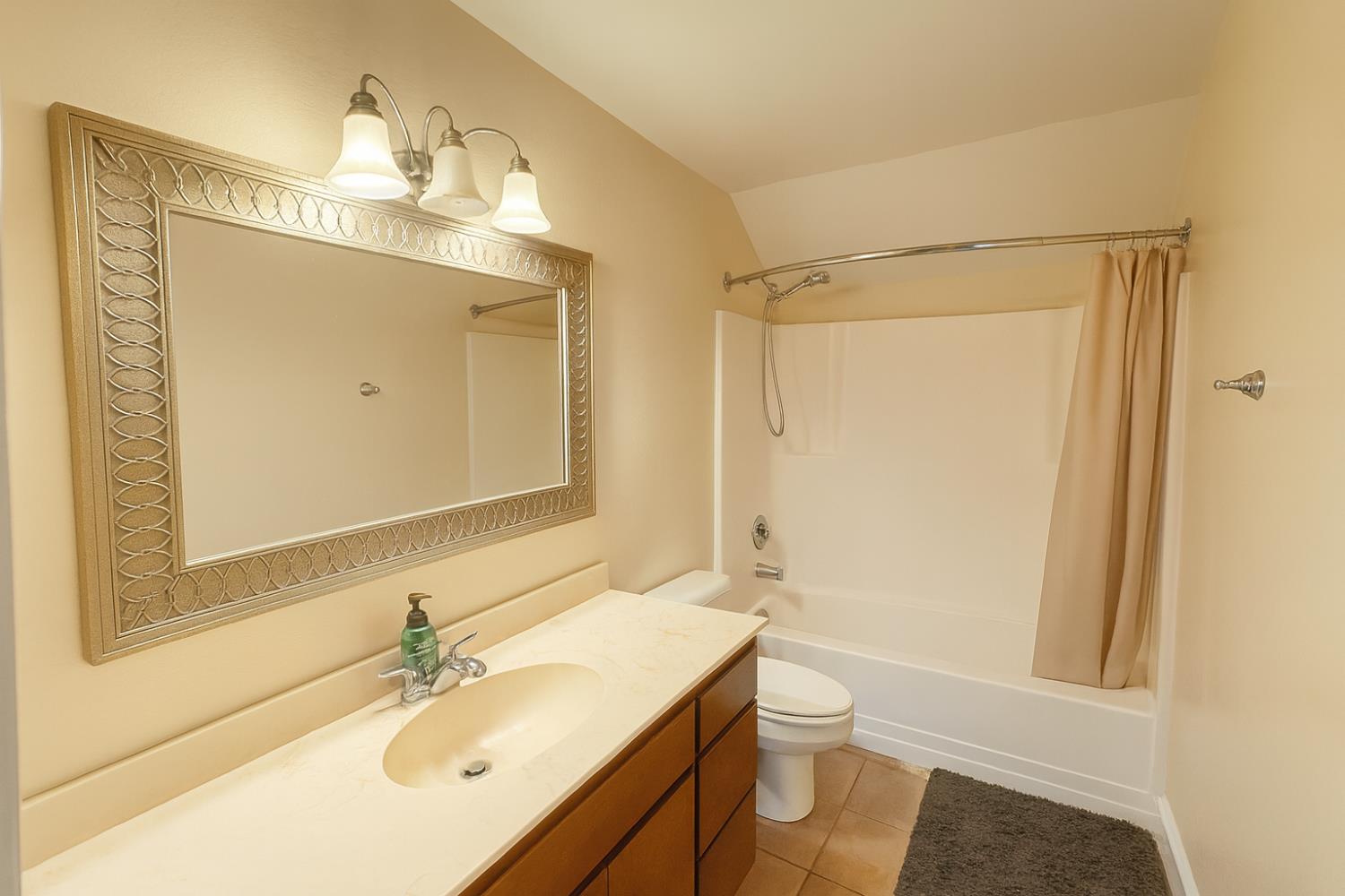 2795 Vista Palomar, Fairfield, CA 94534