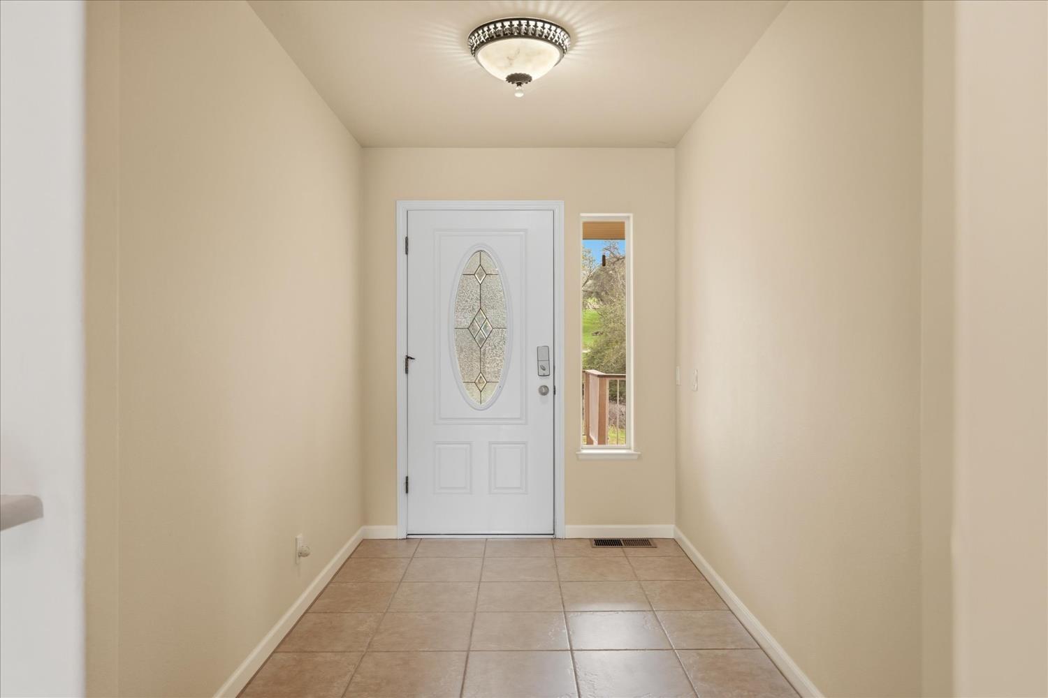 55028 Los Pinos Ln, Coarsegold, CA 93614