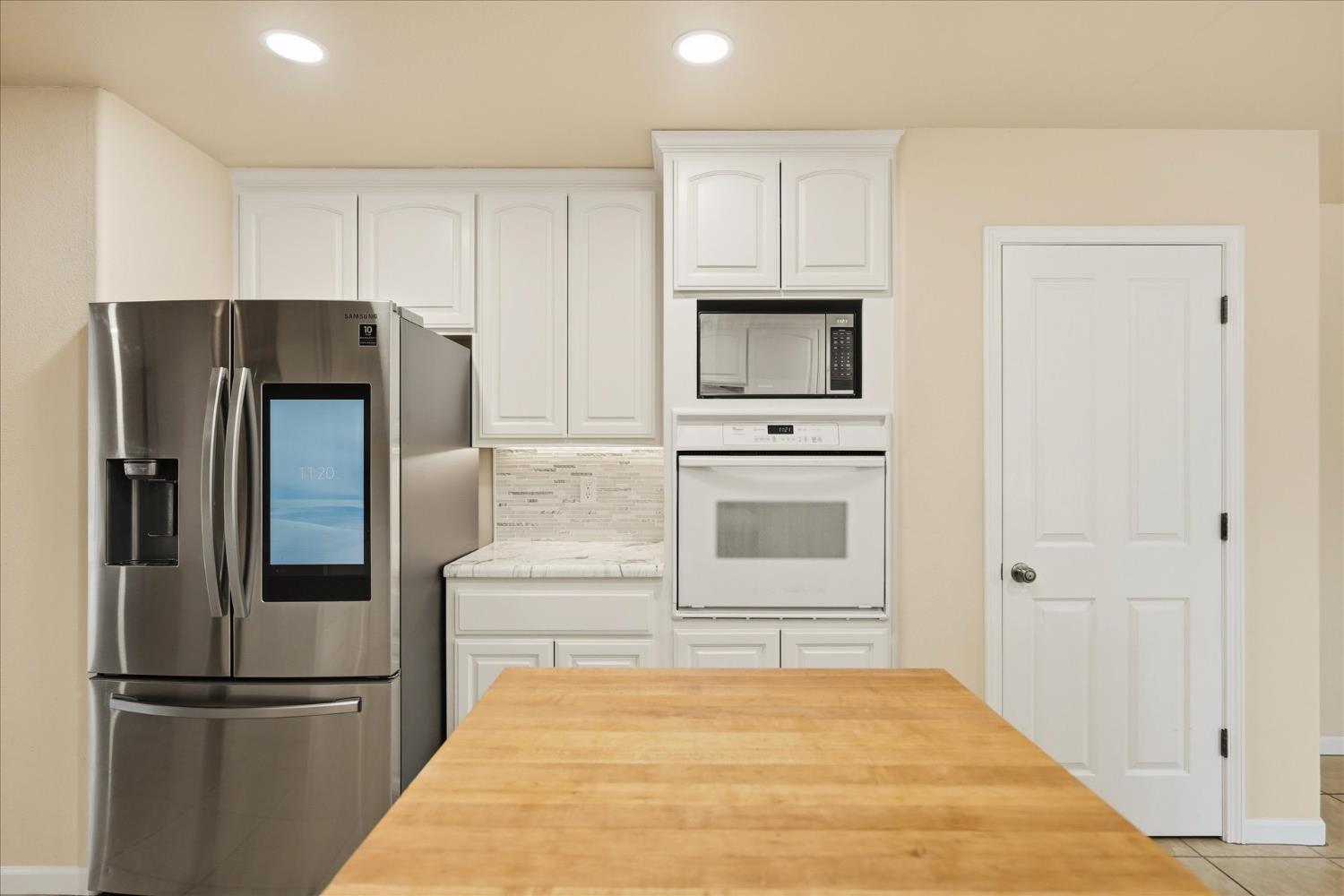 55028 Los Pinos Ln, Coarsegold, CA 93614