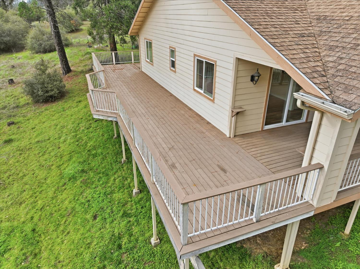 55028 Los Pinos Ln, Coarsegold, CA 93614