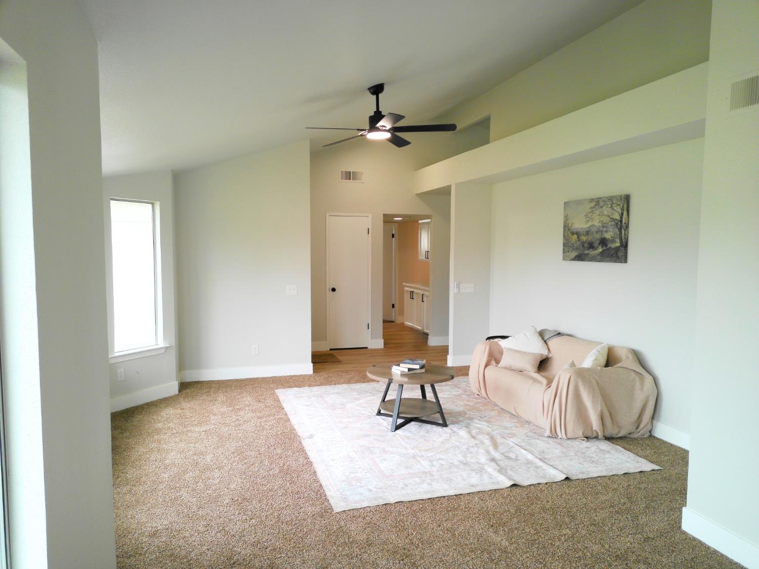 3922 N Dante Ave, Fresno, CA 93722