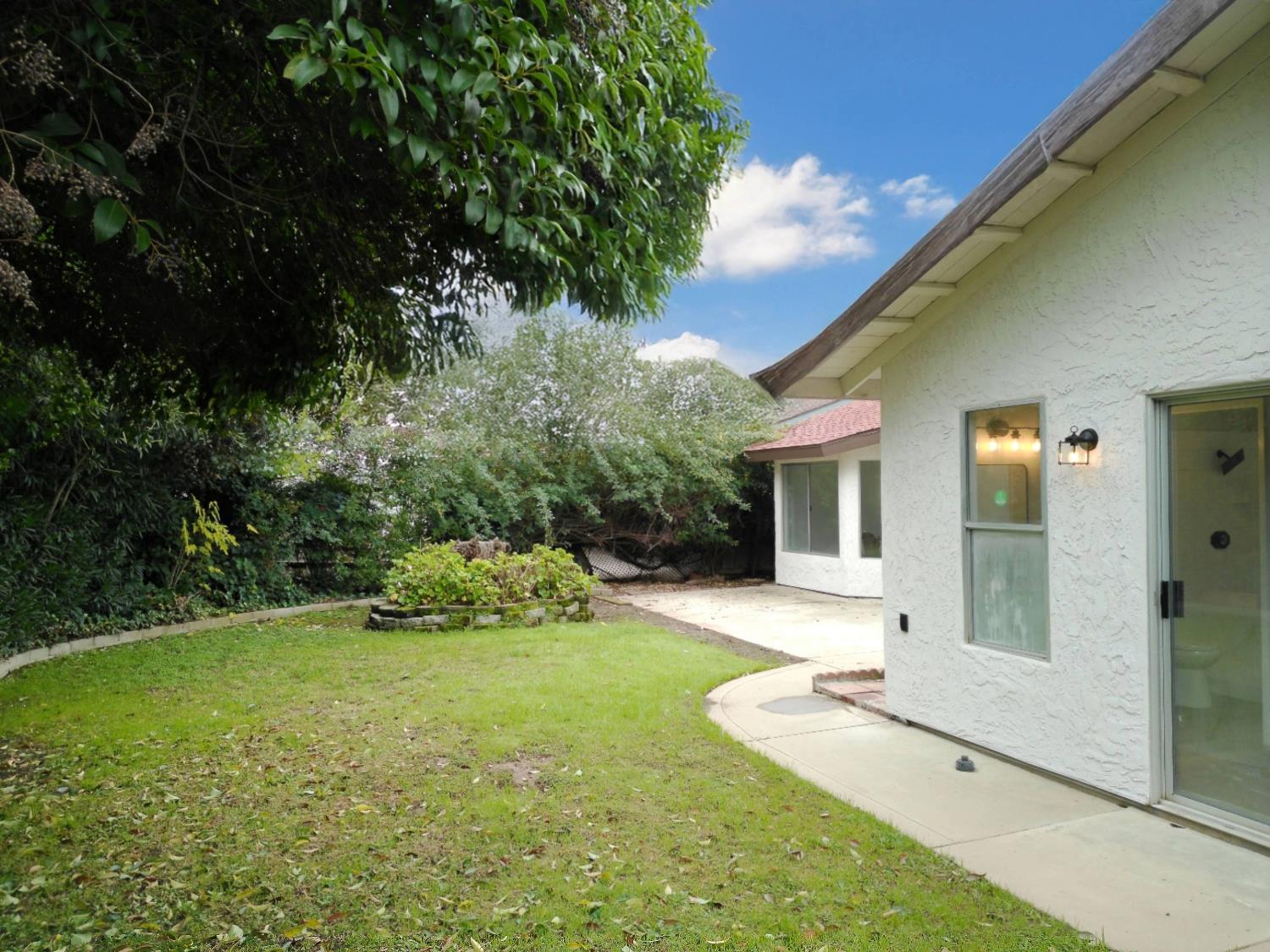 3922 N Dante Ave, Fresno, CA 93722