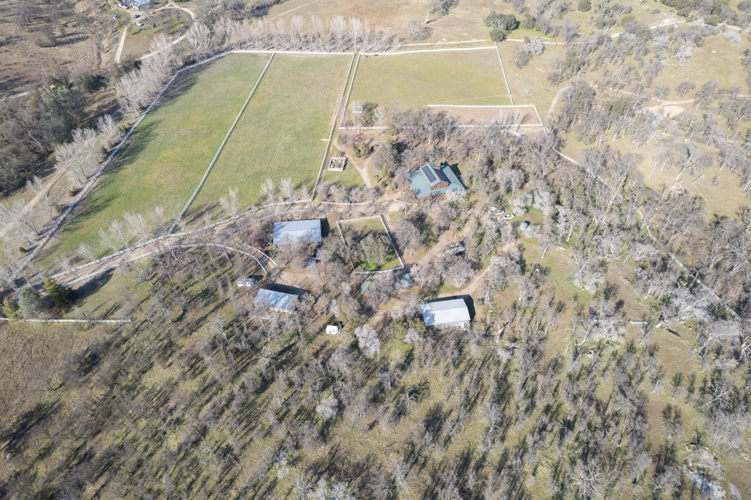 36039 Cranmore Ln, Auberry, CA 93602