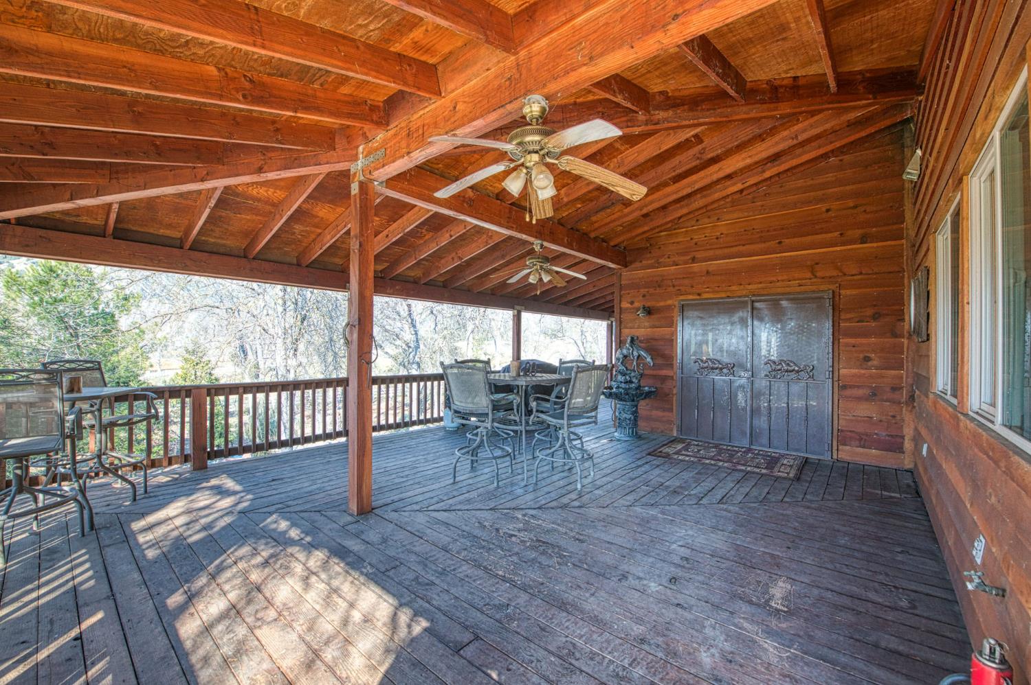 36039 Cranmore Ln, Auberry, CA 93602