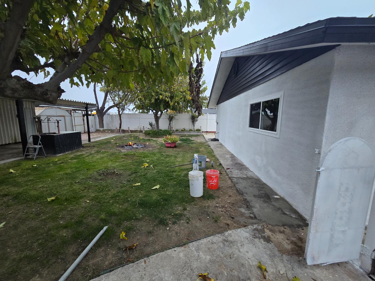 25323 W Scaggs Ave, Tranquillity, CA 93668