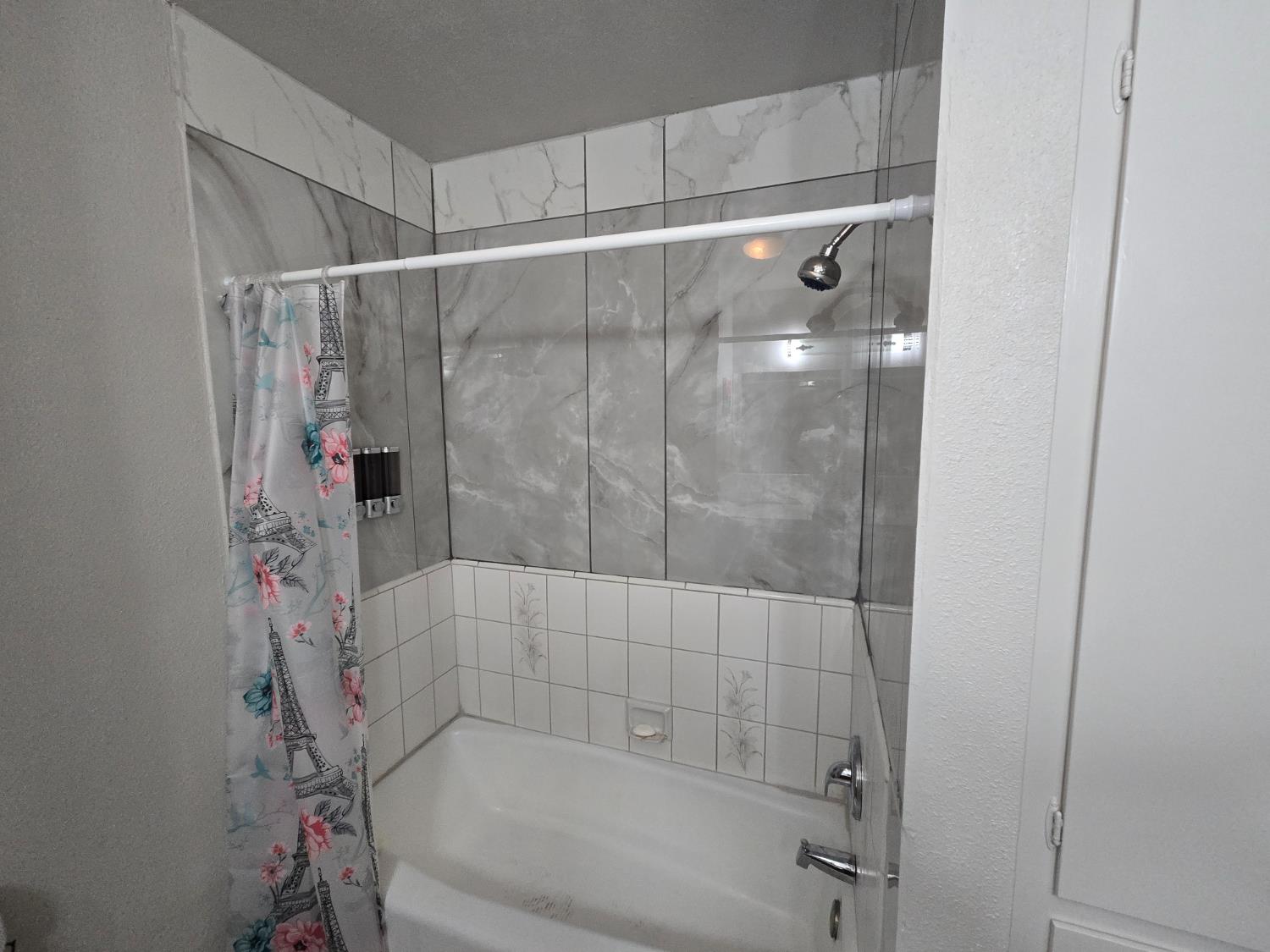 25323 W Scaggs Ave, Tranquillity, CA 93668