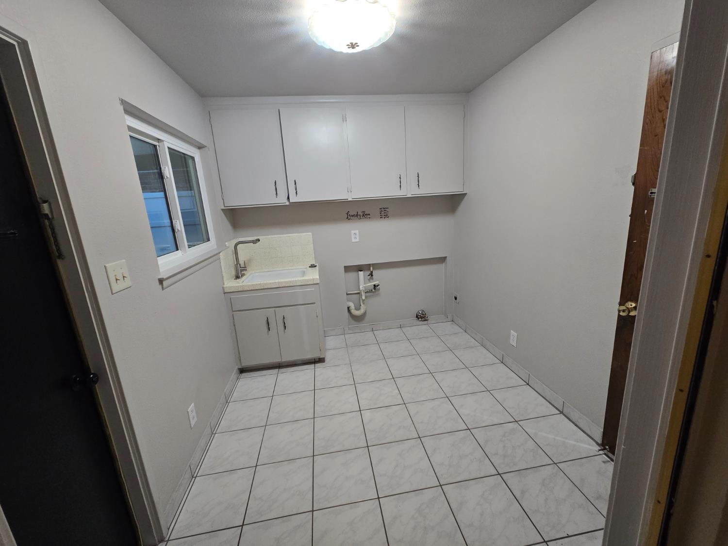 25323 W Scaggs Ave, Tranquillity, CA 93668