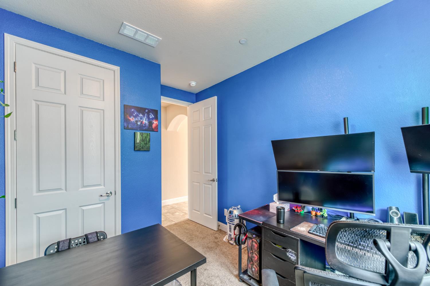 6180 E Providence Ave, Fresno, CA 93727