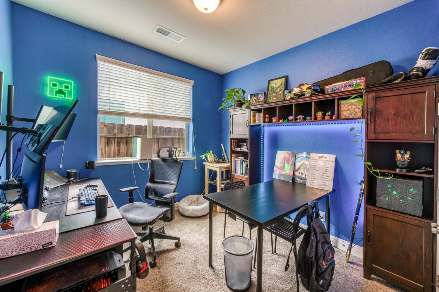 6180 E Providence Ave, Fresno, CA 93727