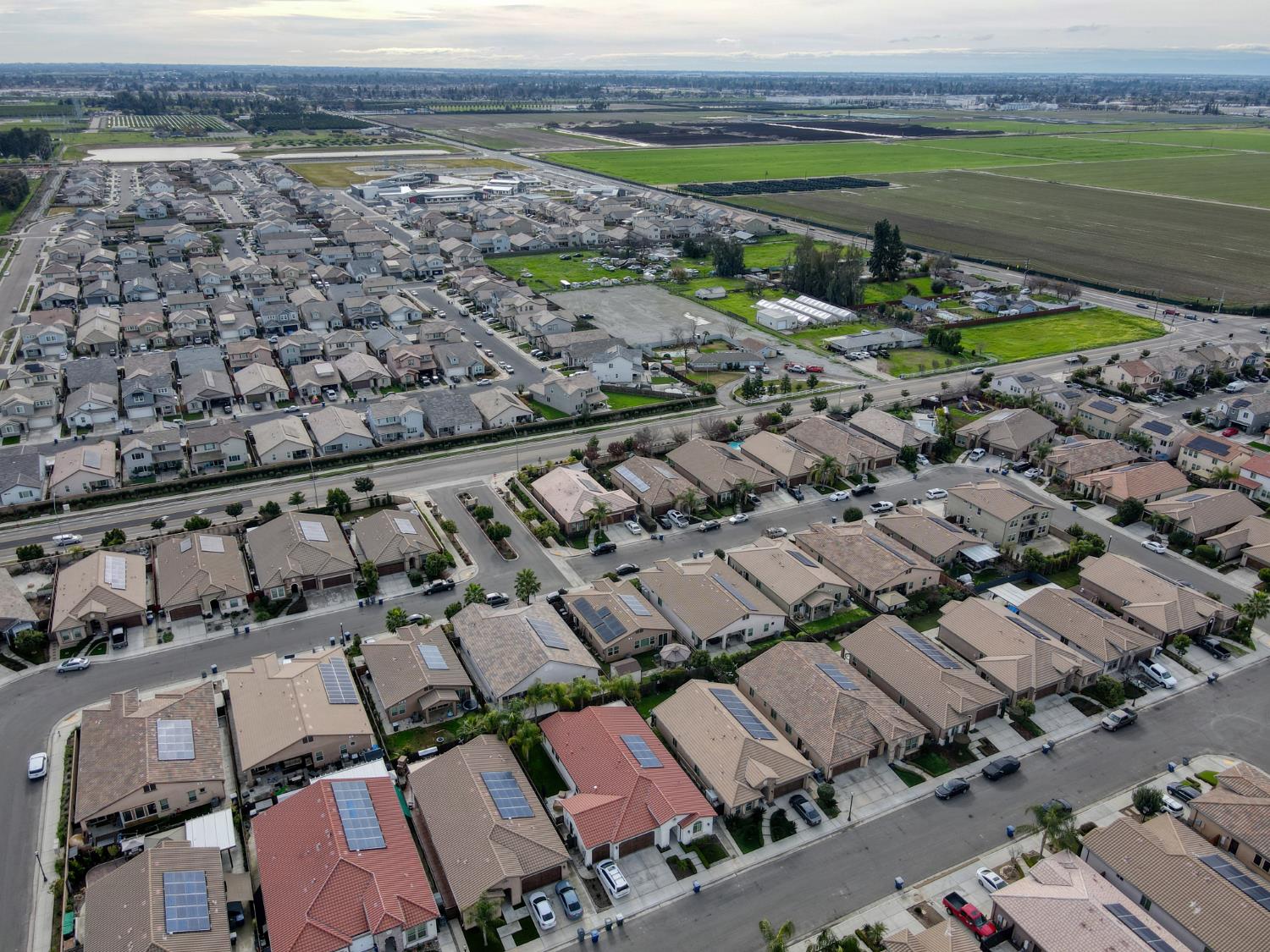 6180 E Providence Ave, Fresno, CA 93727