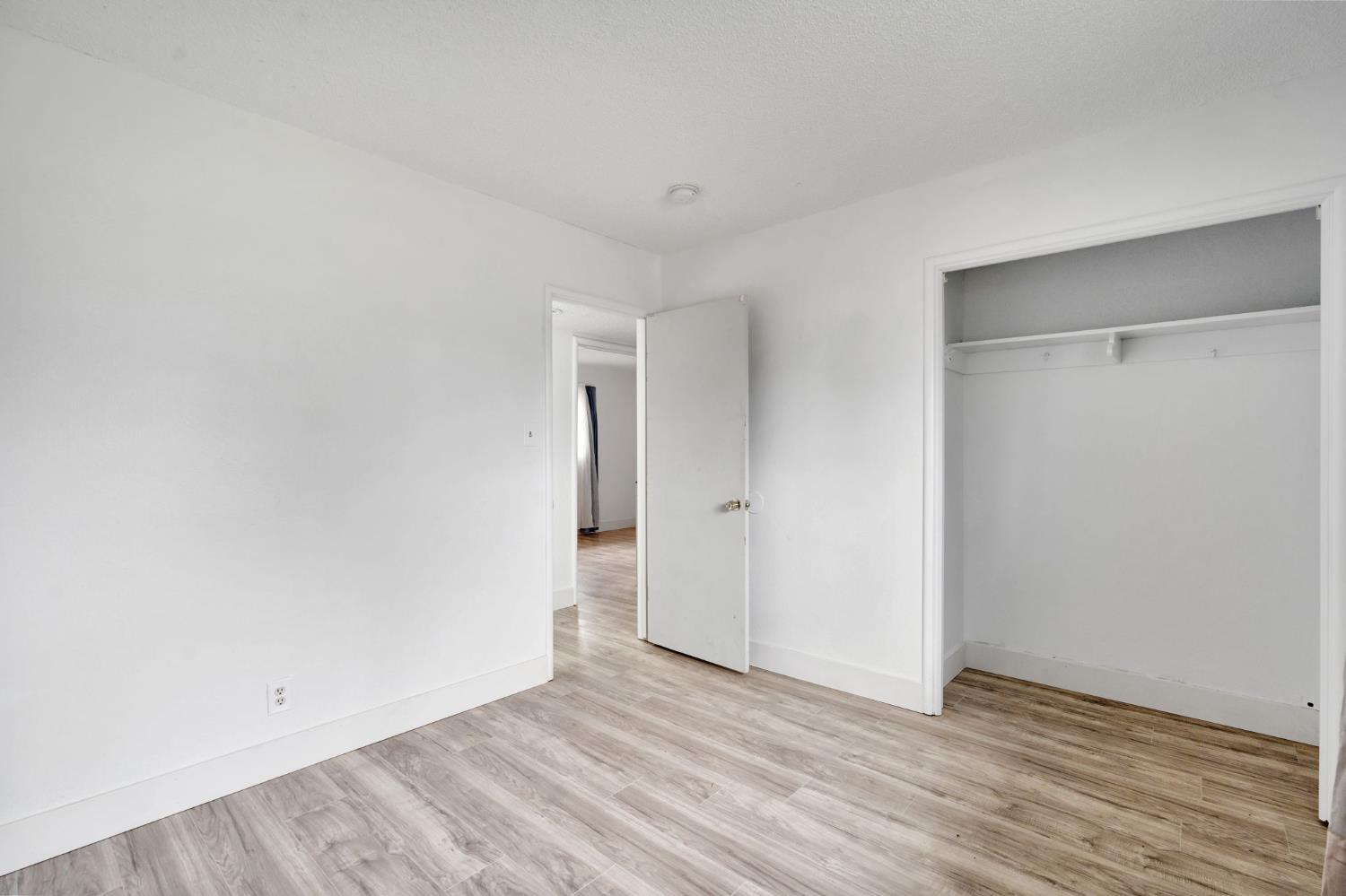 1239 Klette Ave, Fresno, CA 93706