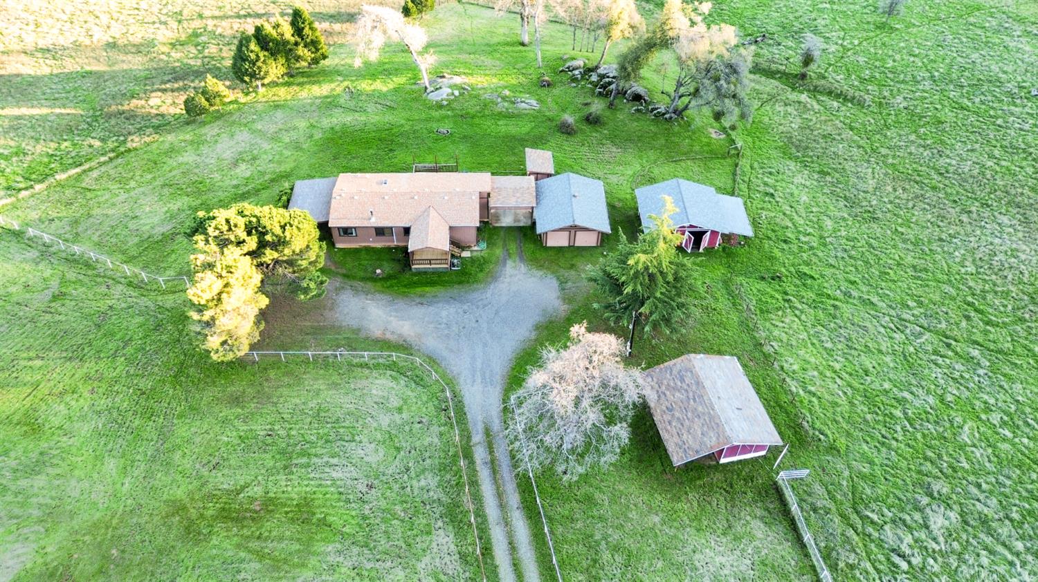 4809 Morningstar Ln, Mariposa, CA 95338