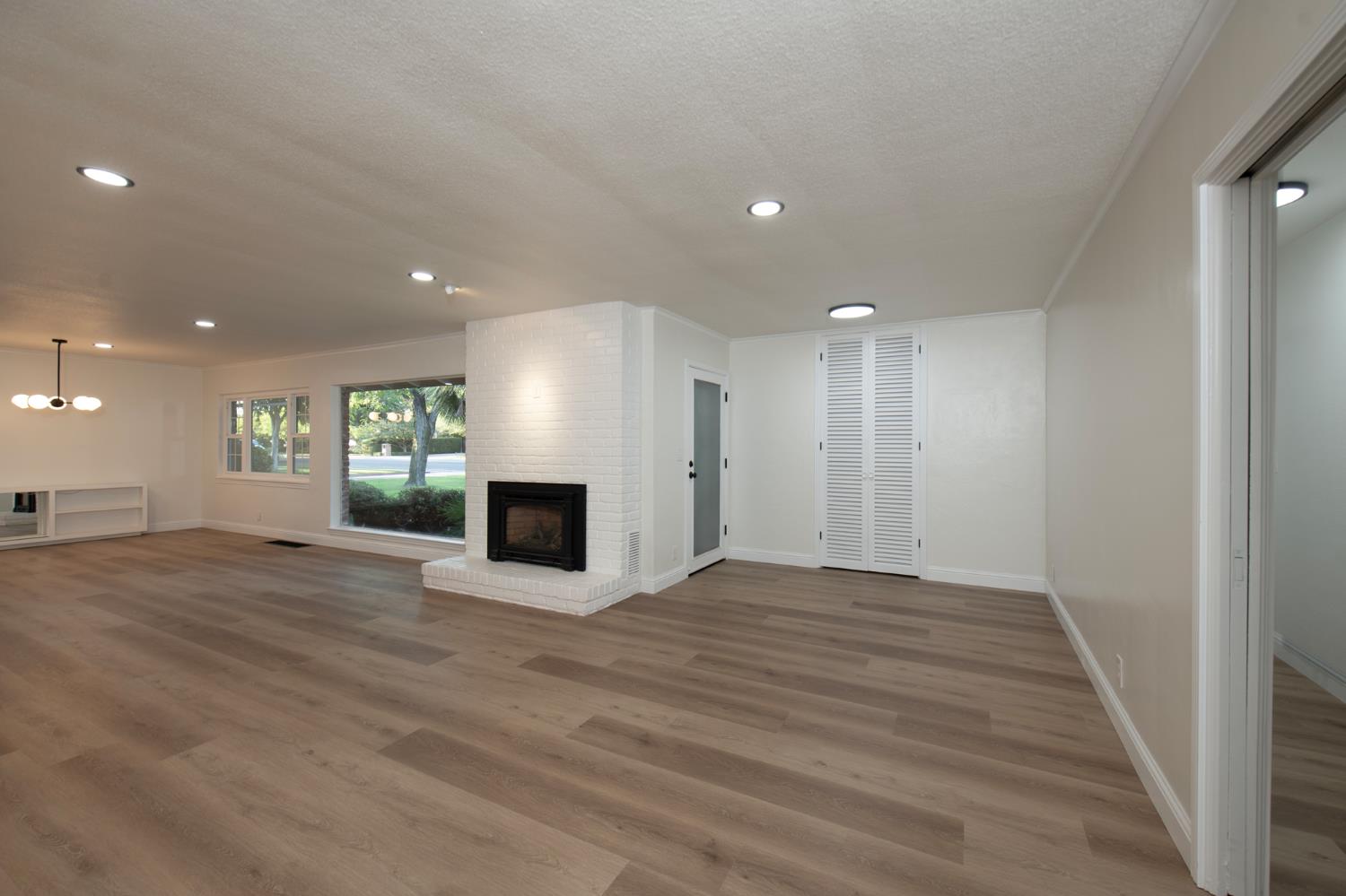 705 E Alamos, Fresno, CA 93704