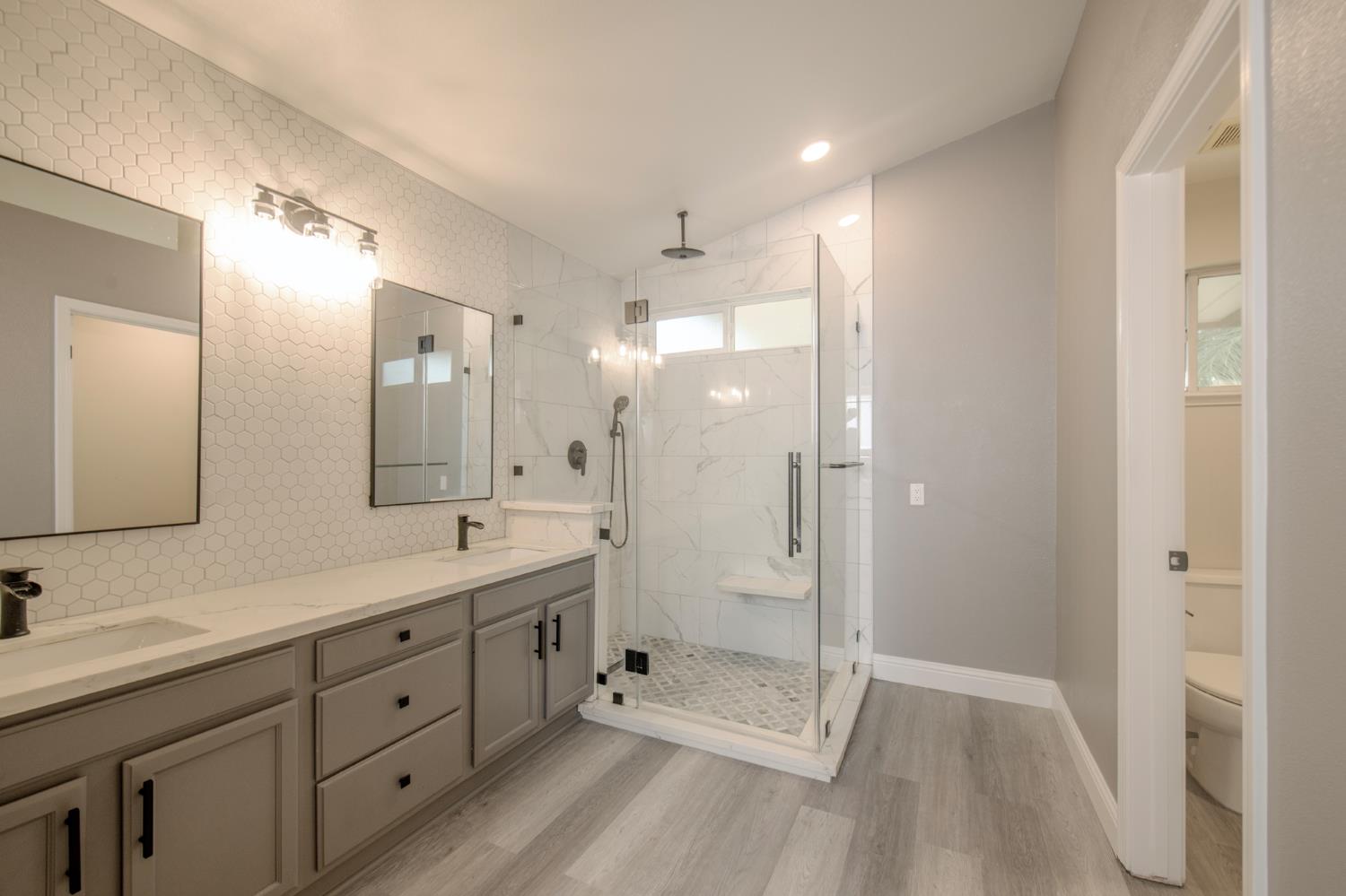 2776 Palo Alto, Fresno, CA 93611