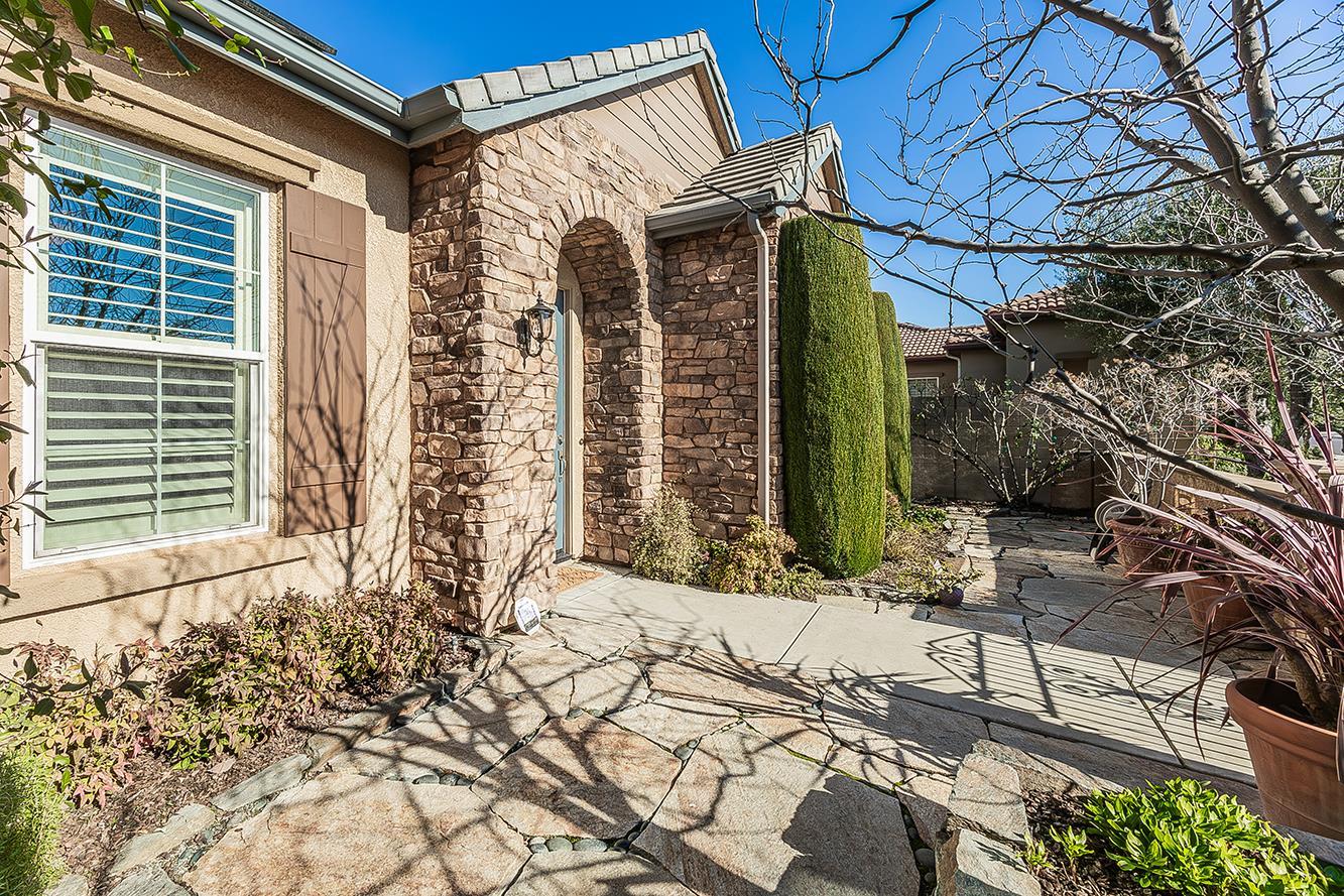 3725 Everglade Ave, Clovis, CA 93619