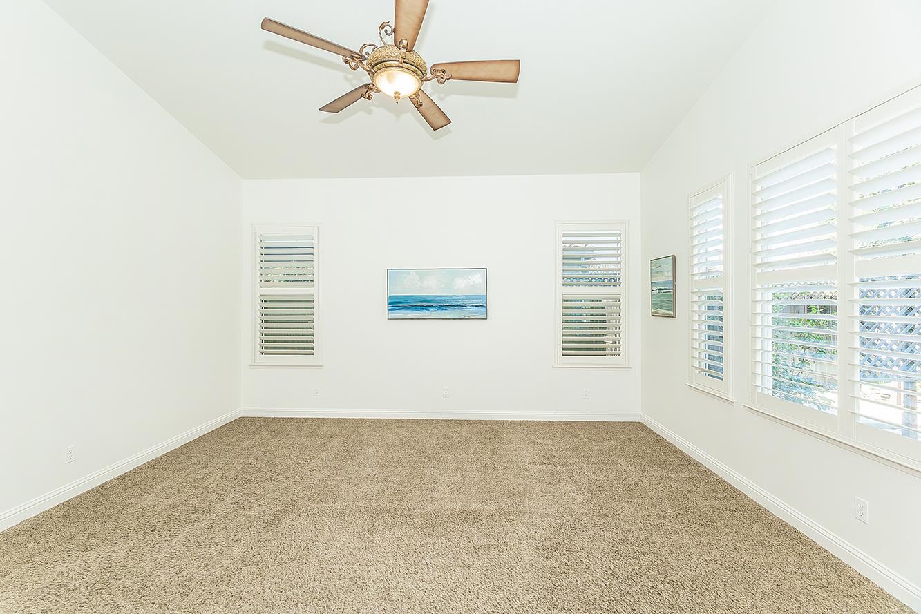 3725 Everglade Ave, Clovis, CA 93619