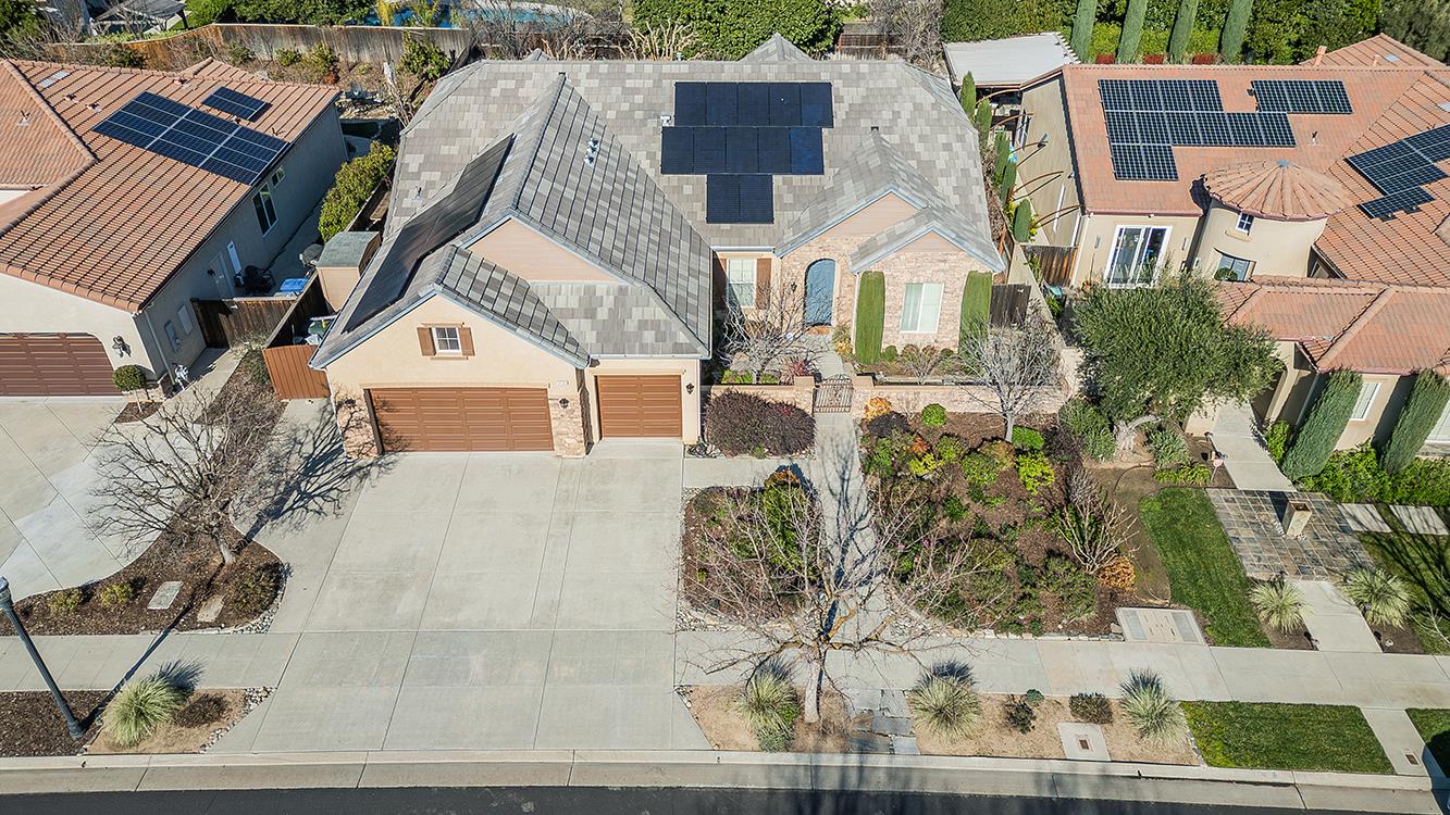 3725 Everglade Ave, Clovis, CA 93619