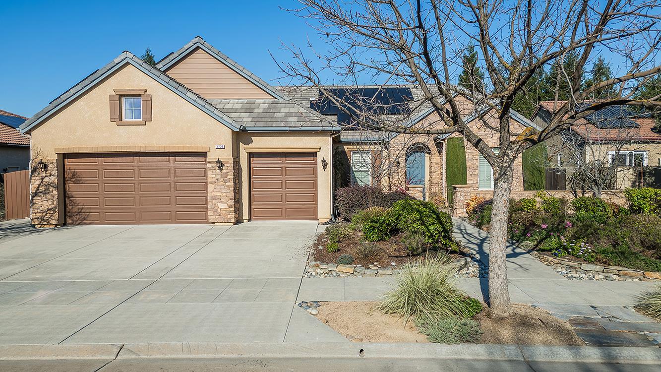 3725 Everglade Ave, Clovis, CA 93619