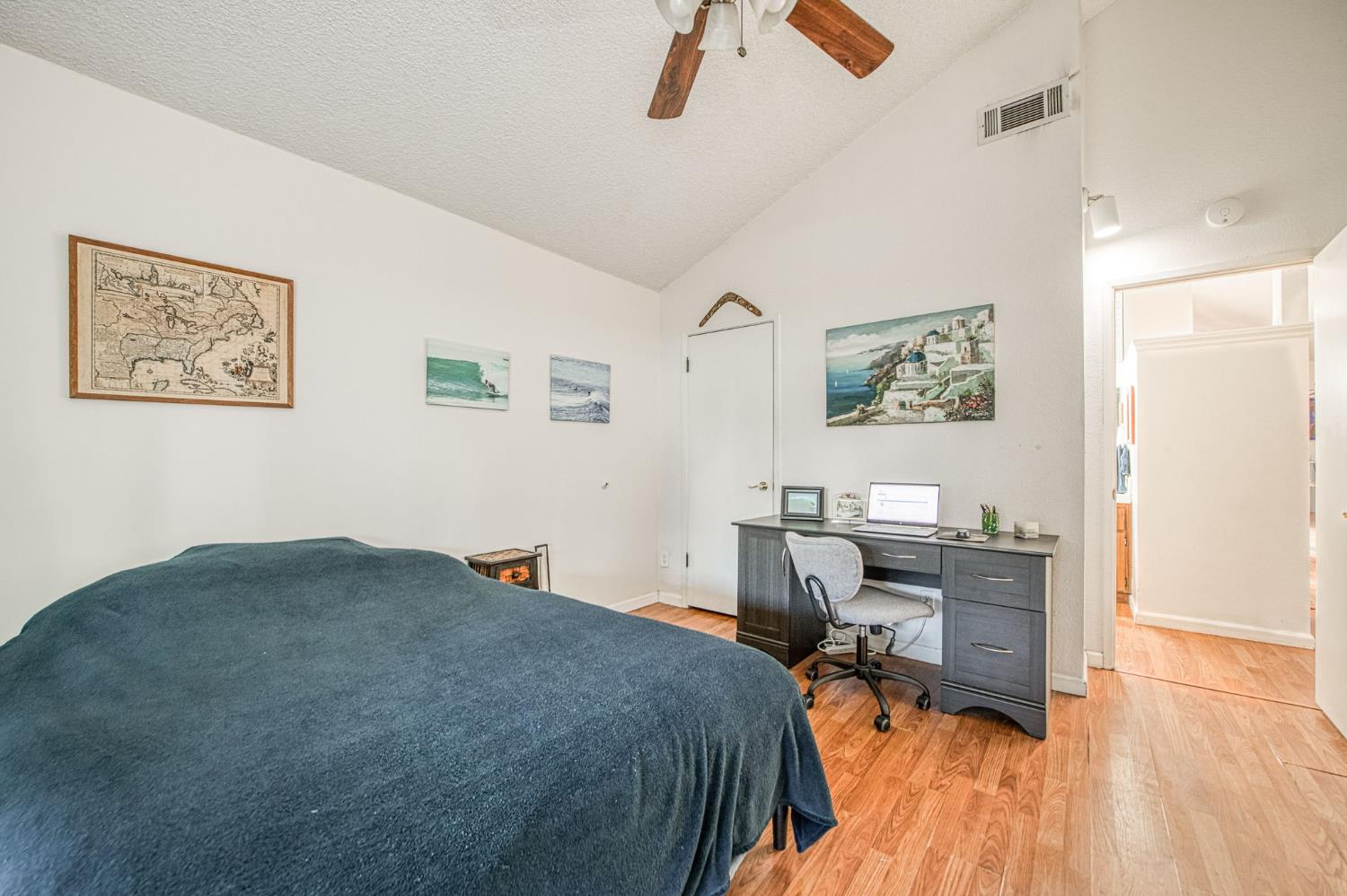 345 Sylmar Ave, Clovis, CA 93612