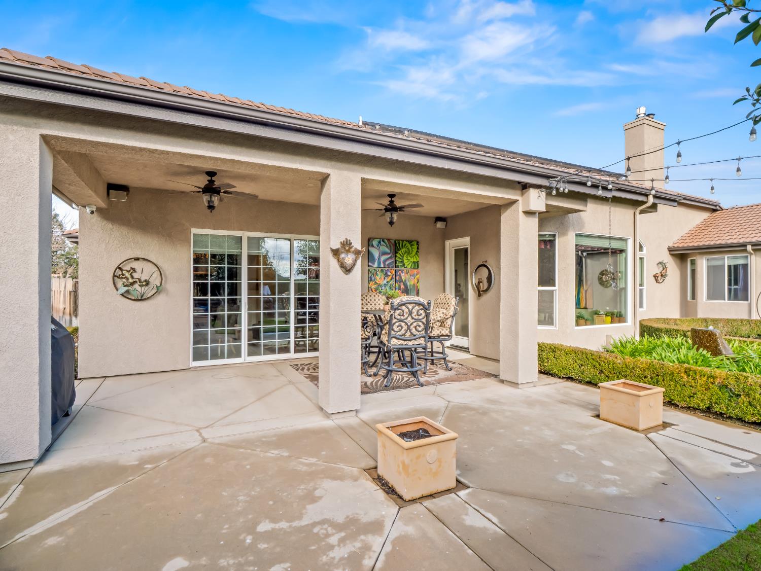 156 Richmond Ave, Clovis, CA 93619