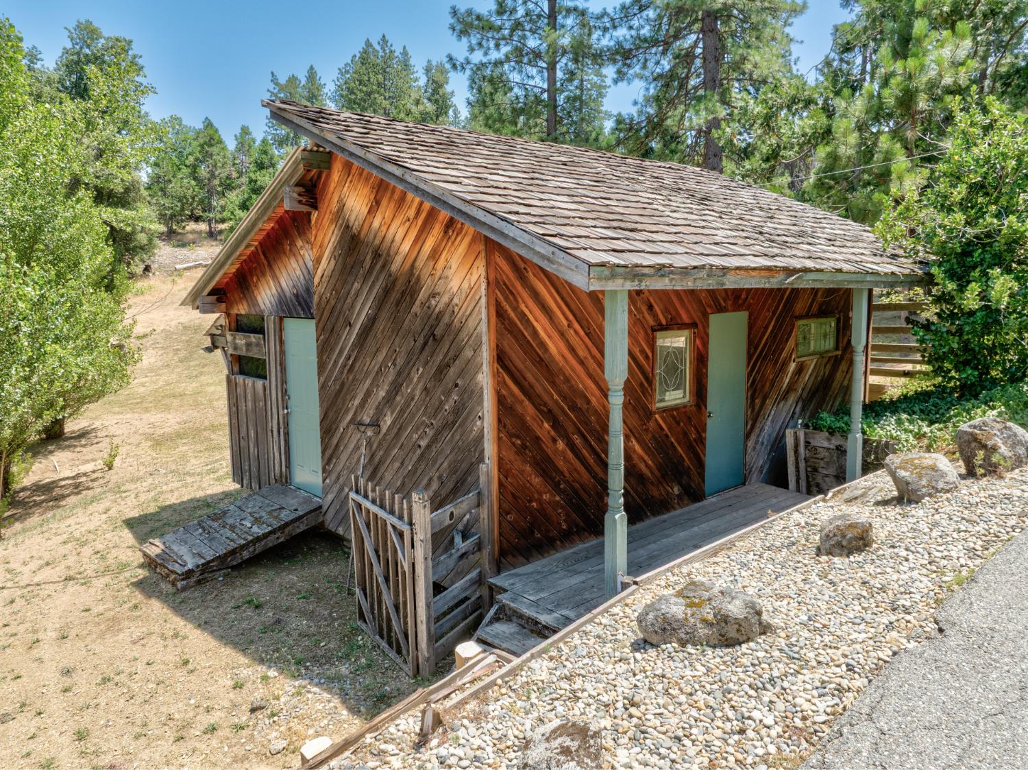 52038 Road 426, Oakhurst, CA 93644