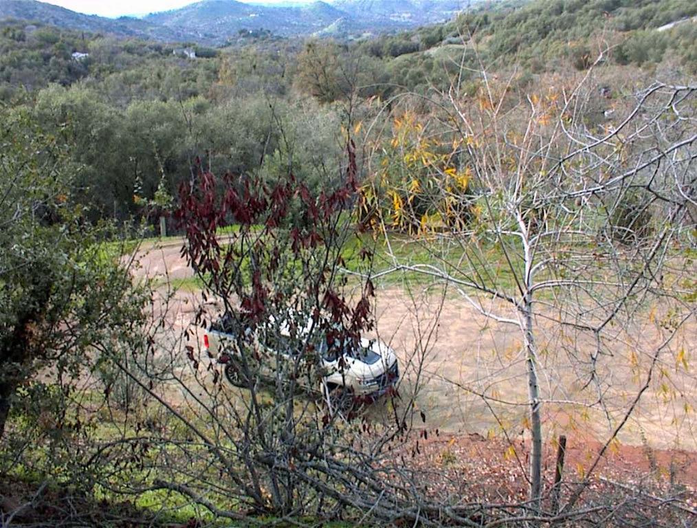 697 Chuckwagon Rd, Yokuts Valley, CA 93675