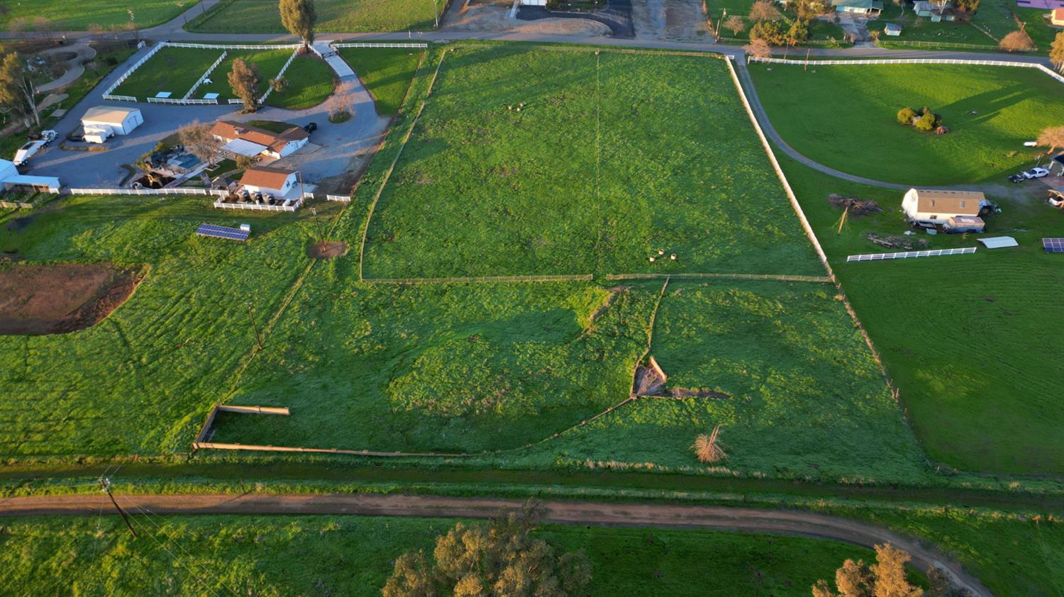 6323 E Appaloosa Ave, Clovis, CA 93636