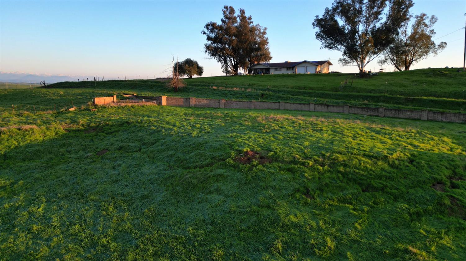 6323 E Appaloosa Ave, Clovis, CA 93636