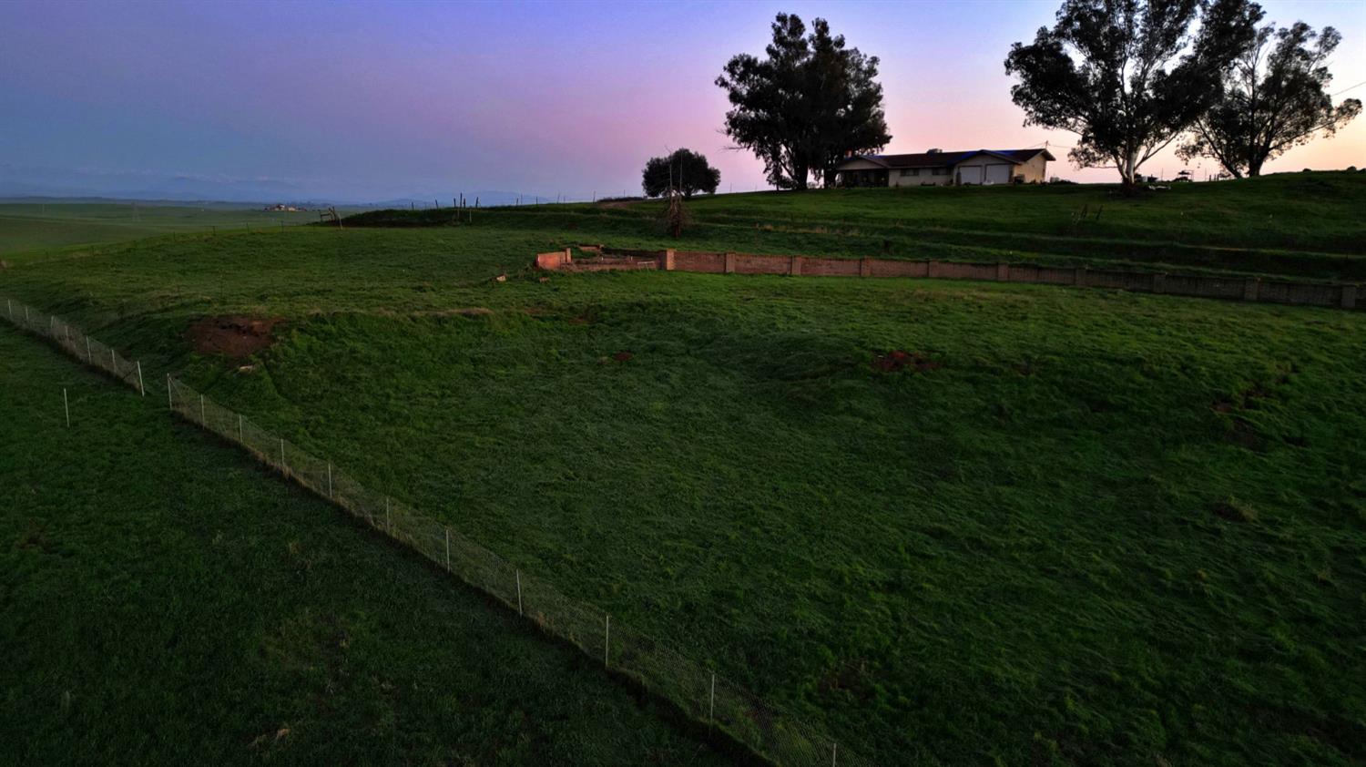 6323 E Appaloosa Ave, Clovis, CA 93636