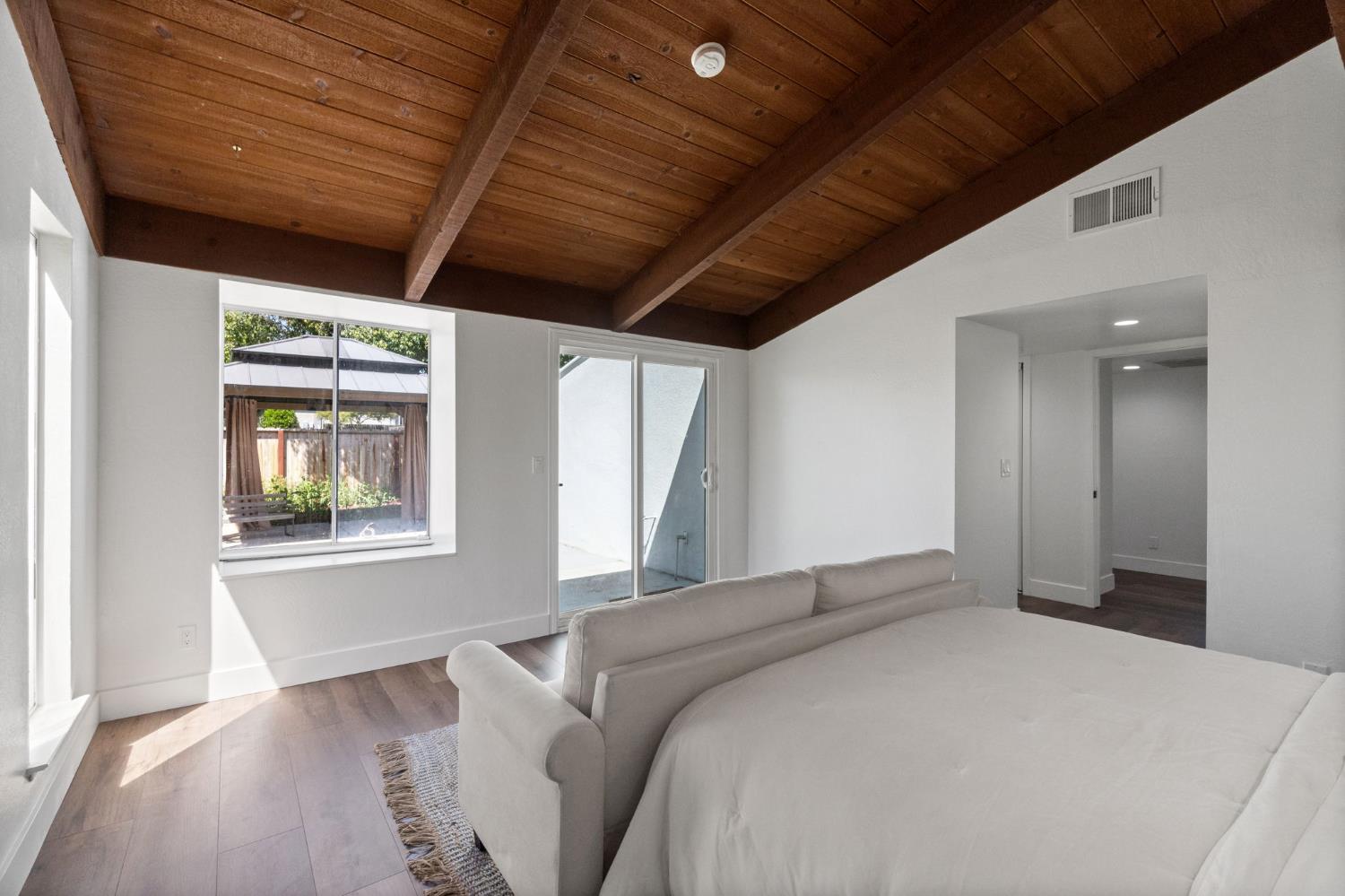 8356 Chamise, Clovis, CA 93619