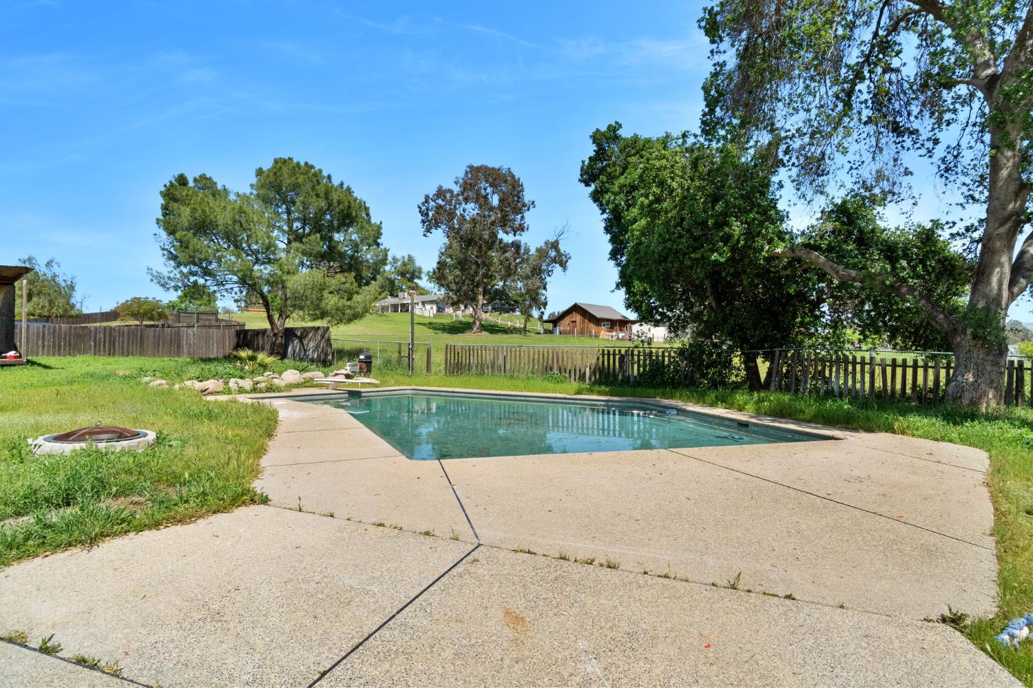 8356 Chamise, Clovis, CA 93619