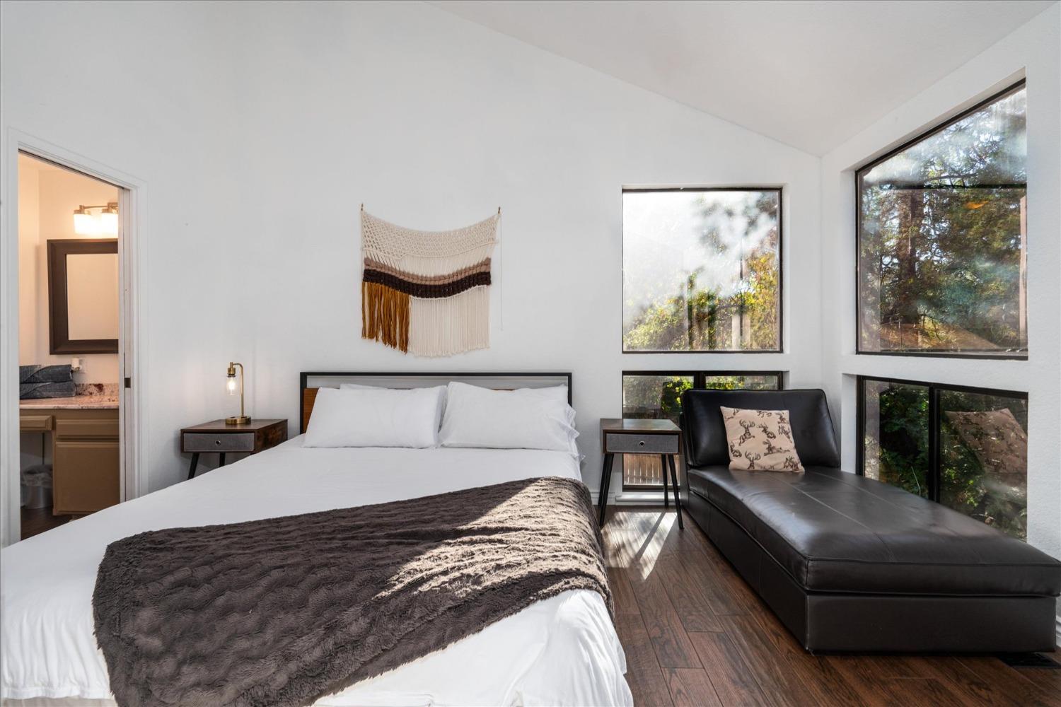 42893 Scenic, Oakhurst, CA 93644