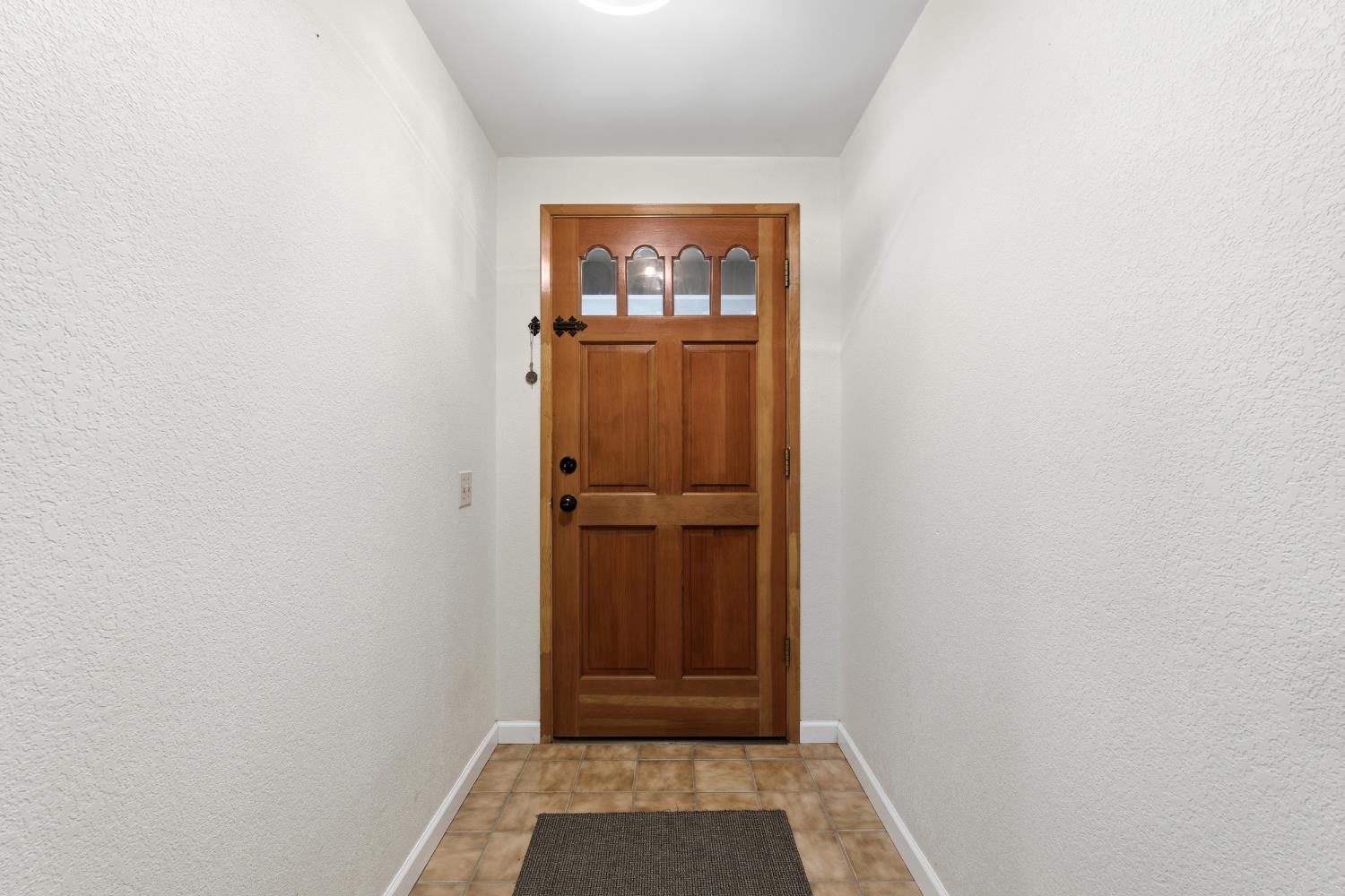 12126 Topper Rd, Madera, CA 93636