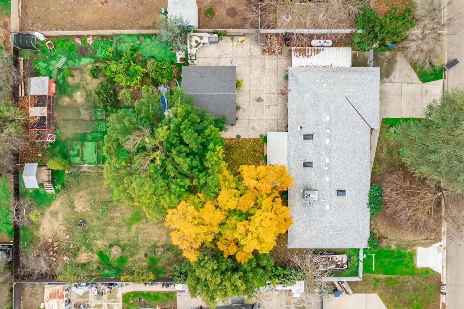 12126 Topper Rd, Madera, CA 93636