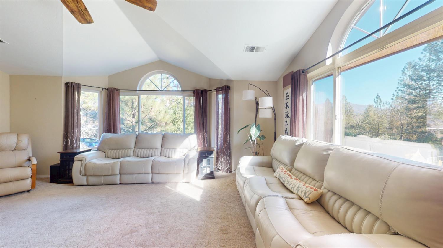 56261 Manzanita Lake Dr, North Fork, CA 93643