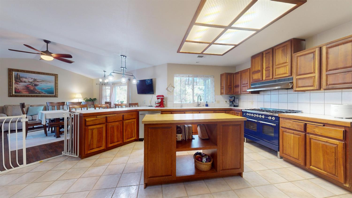 56261 Manzanita Lake Dr, North Fork, CA 93643