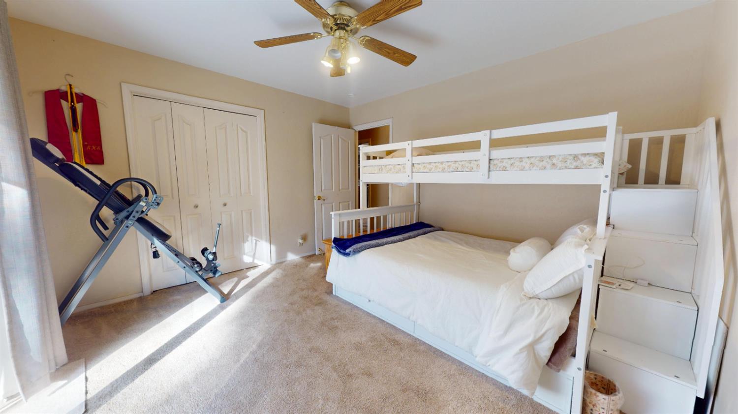 56261 Manzanita Lake Dr, North Fork, CA 93643