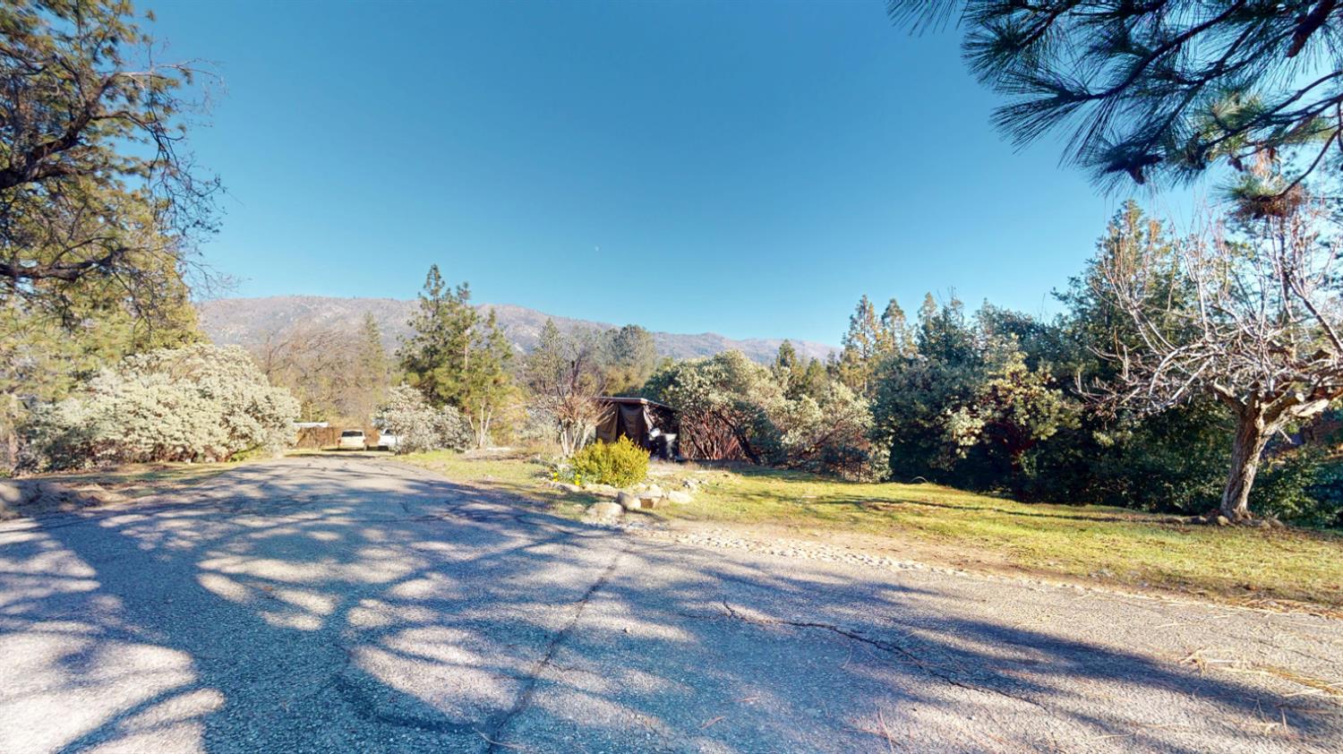 56261 Manzanita Lake Dr, North Fork, CA 93643