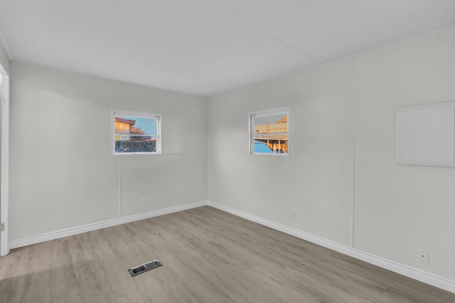 105 W Herndon Ave #112, Pinedale, CA 93650