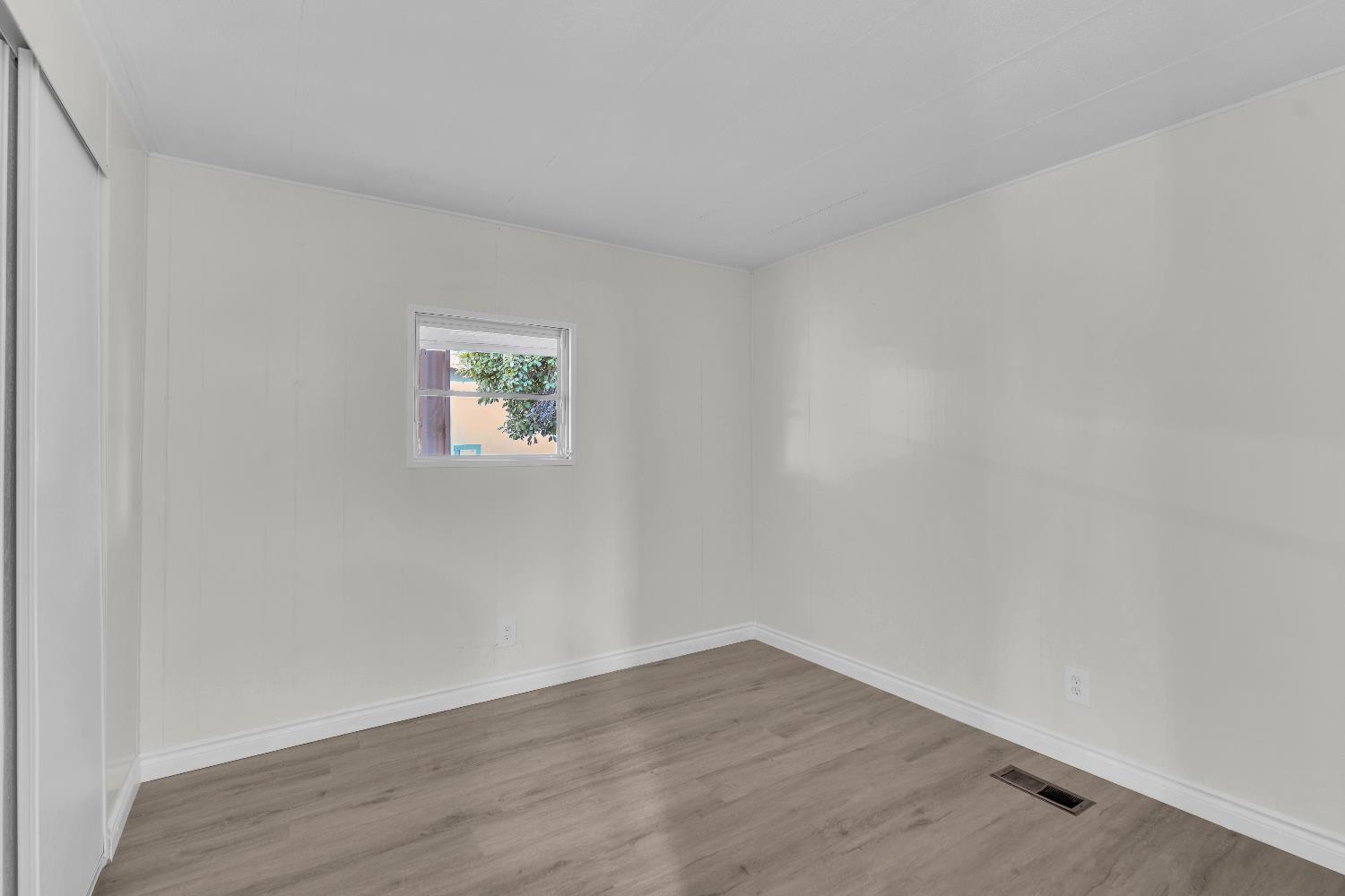 105 W Herndon Ave #112, Pinedale, CA 93650