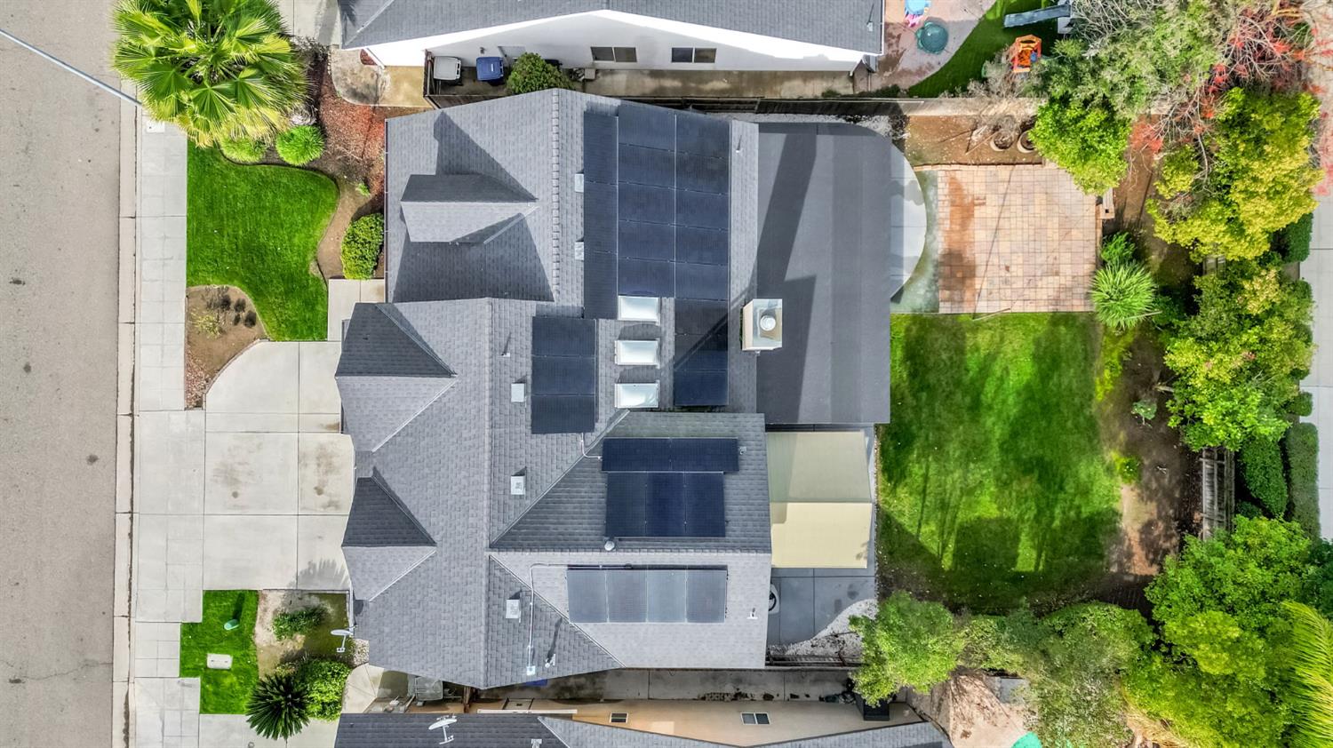 7164 N Mitre Ave, Fresno, CA 93722