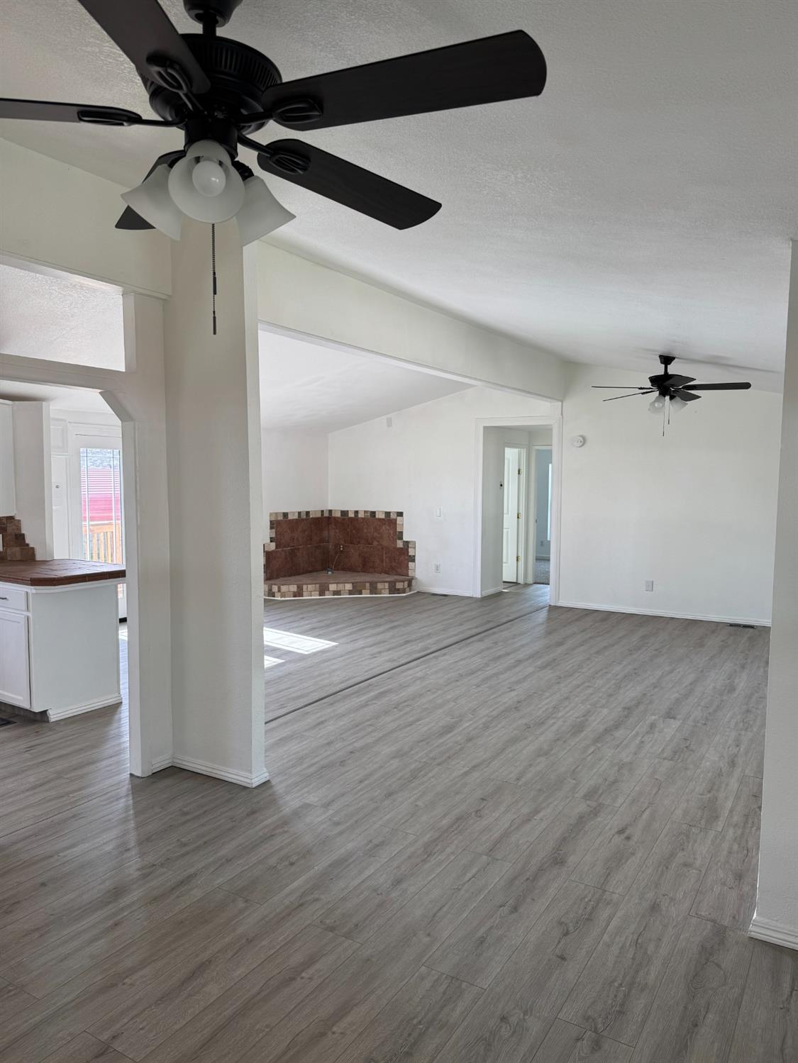 28640 Ward St, Madera, CA 93638