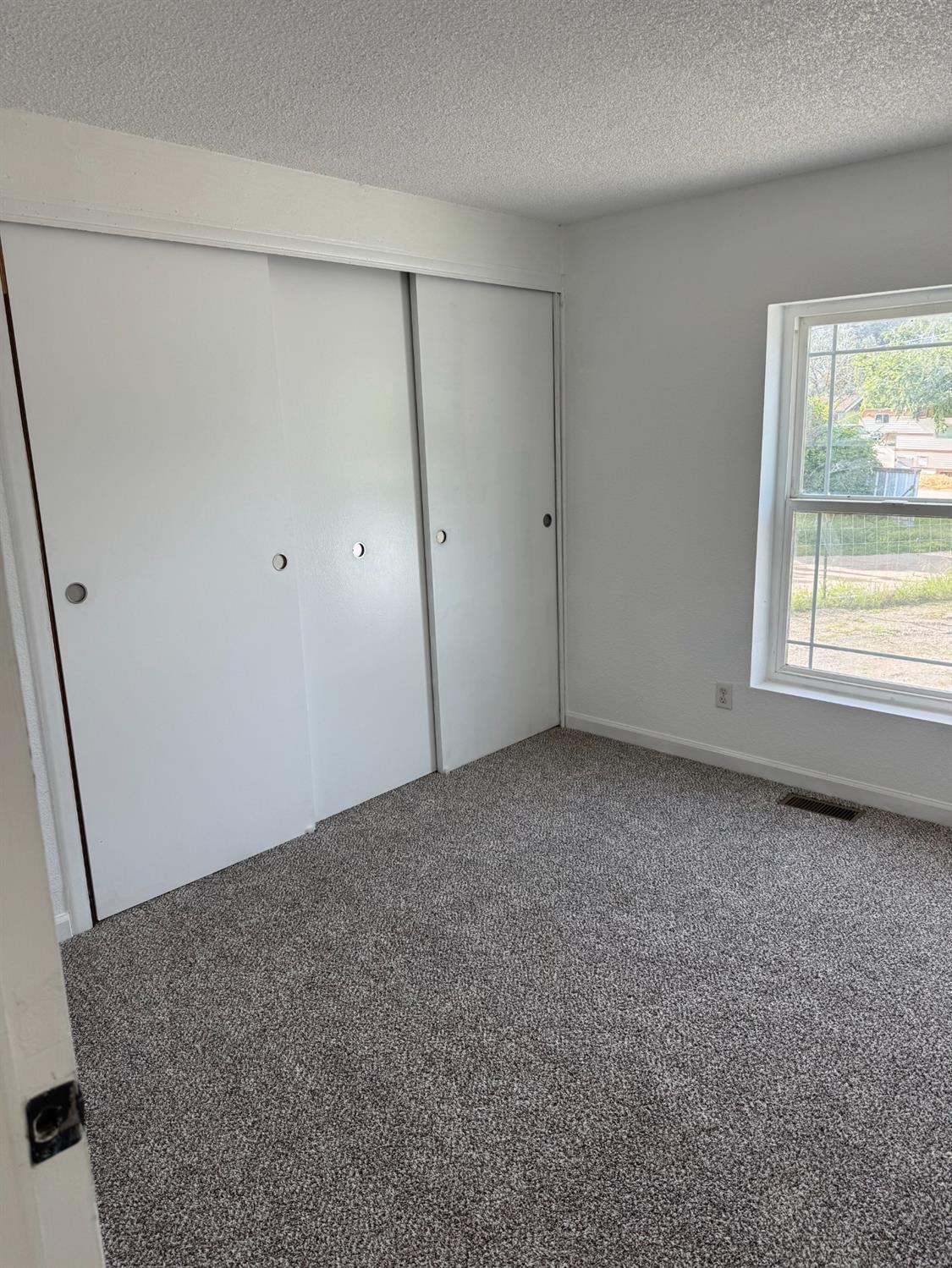 28640 Ward St, Madera, CA 93638