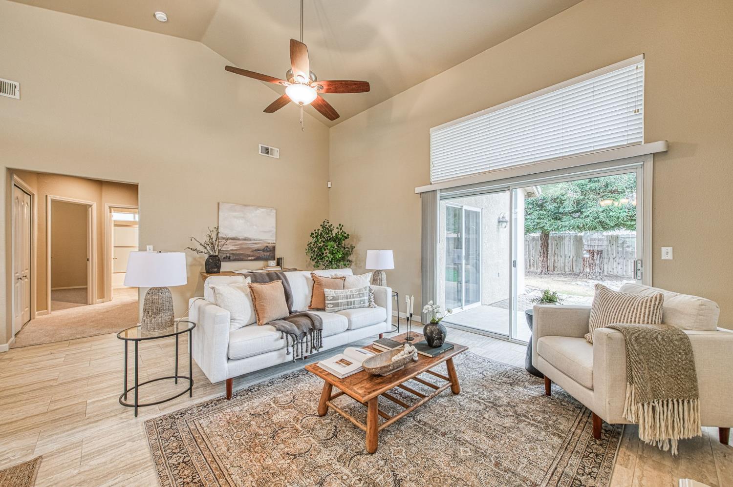 731 Hanson Ave, Clovis, CA 93611